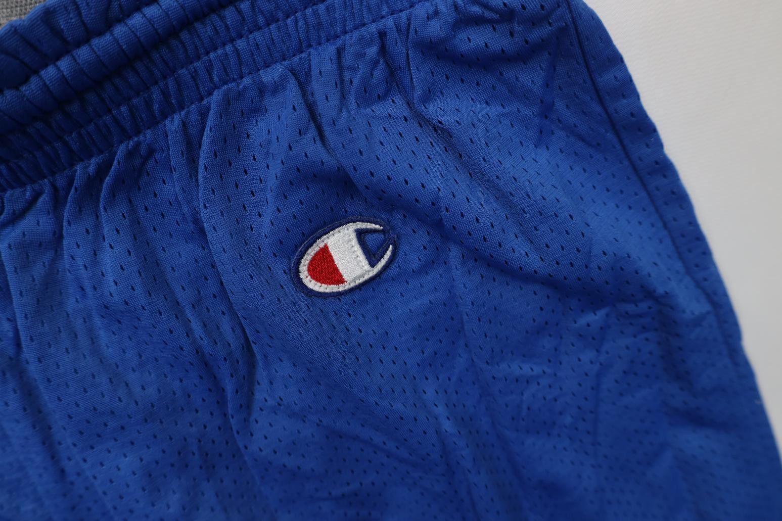 Champion Vintage 90s Champion Above Knee Mesh Shorts Royal Blue Nylon Size US 34 / EU 50 - 5 Thumbnail