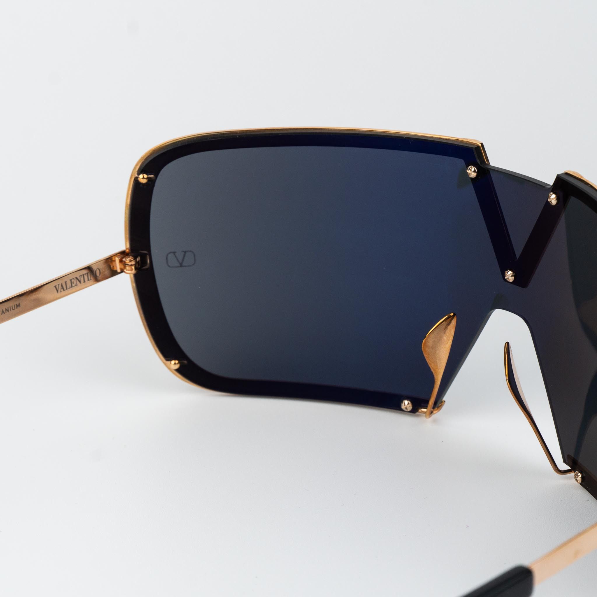 Valentino Valentino Sunglasses Titanium Mask V-ROMASK VLS-120A 146 Size ONE SIZE - 9 Thumbnail
