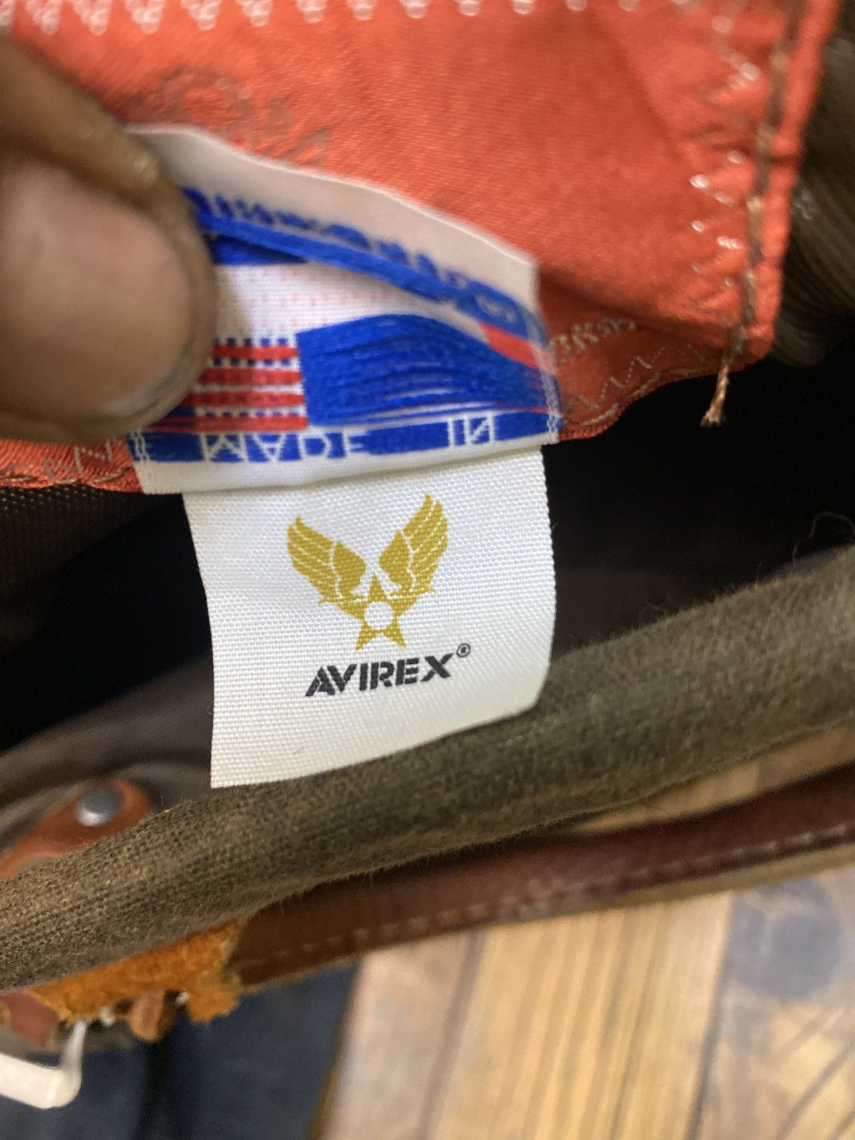 Avirex luggage bag