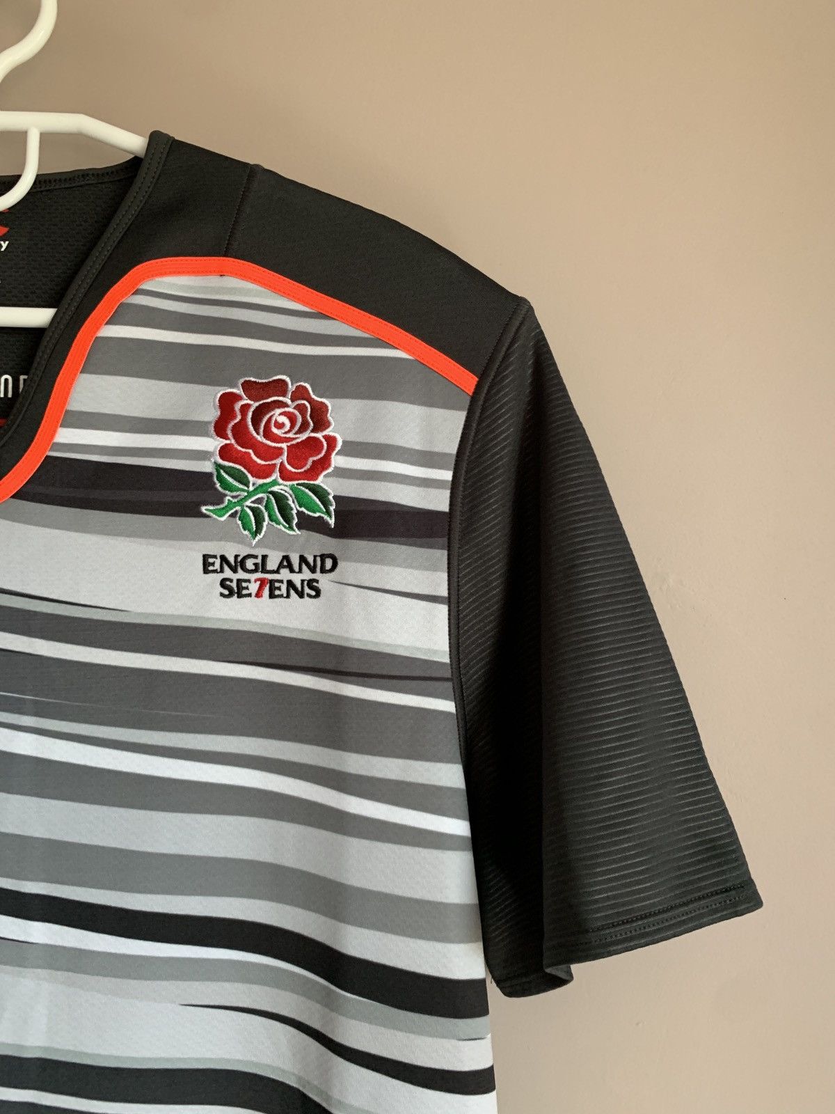 Canterbury of New Zealand England Rugby Sevens Shirt Canterbury Jersey Size L Size US L / EU 52-54 / 3 - 3 Thumbnail