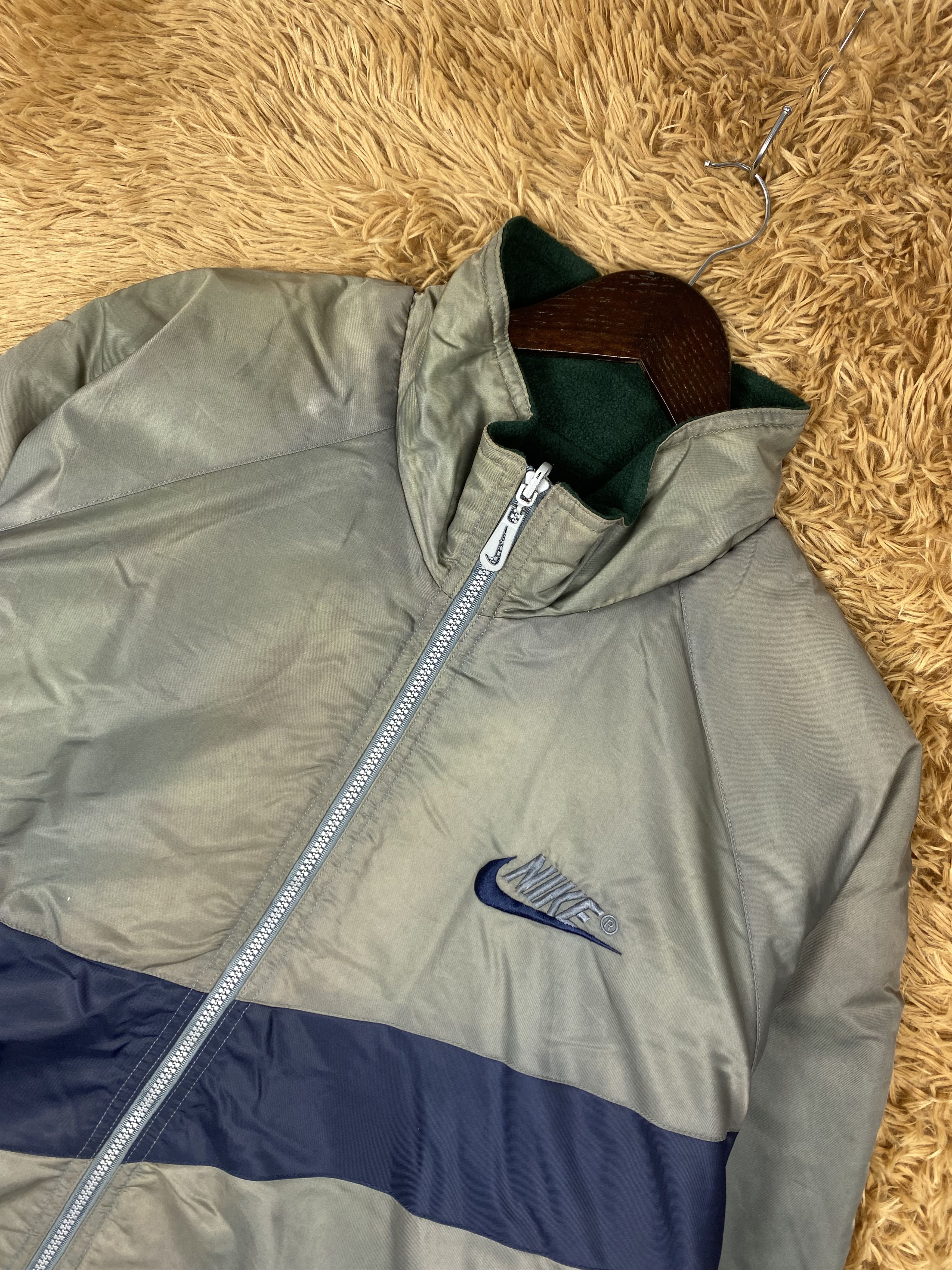 Nike Vintage Nike Swoosh Big Logo Reversible Jacket DJ0025 Size US L / EU 52-54 / 3 - 2 Thumbnail
