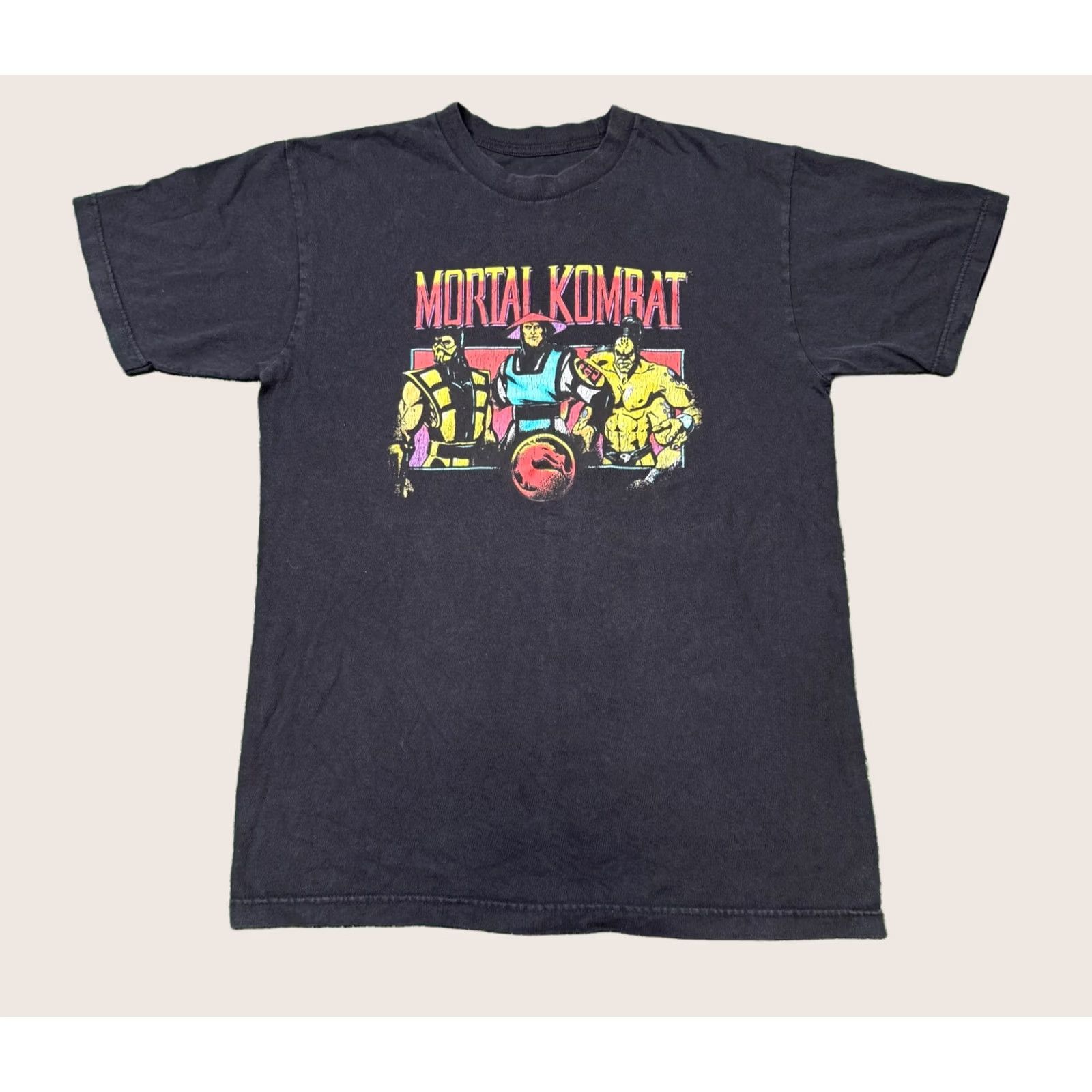 Vintage Mortal Kombat Shirt Mens LT Black Short Sleeve Crew Neck Graphic T-Shirt Size US 33 - 1 Thumbnail