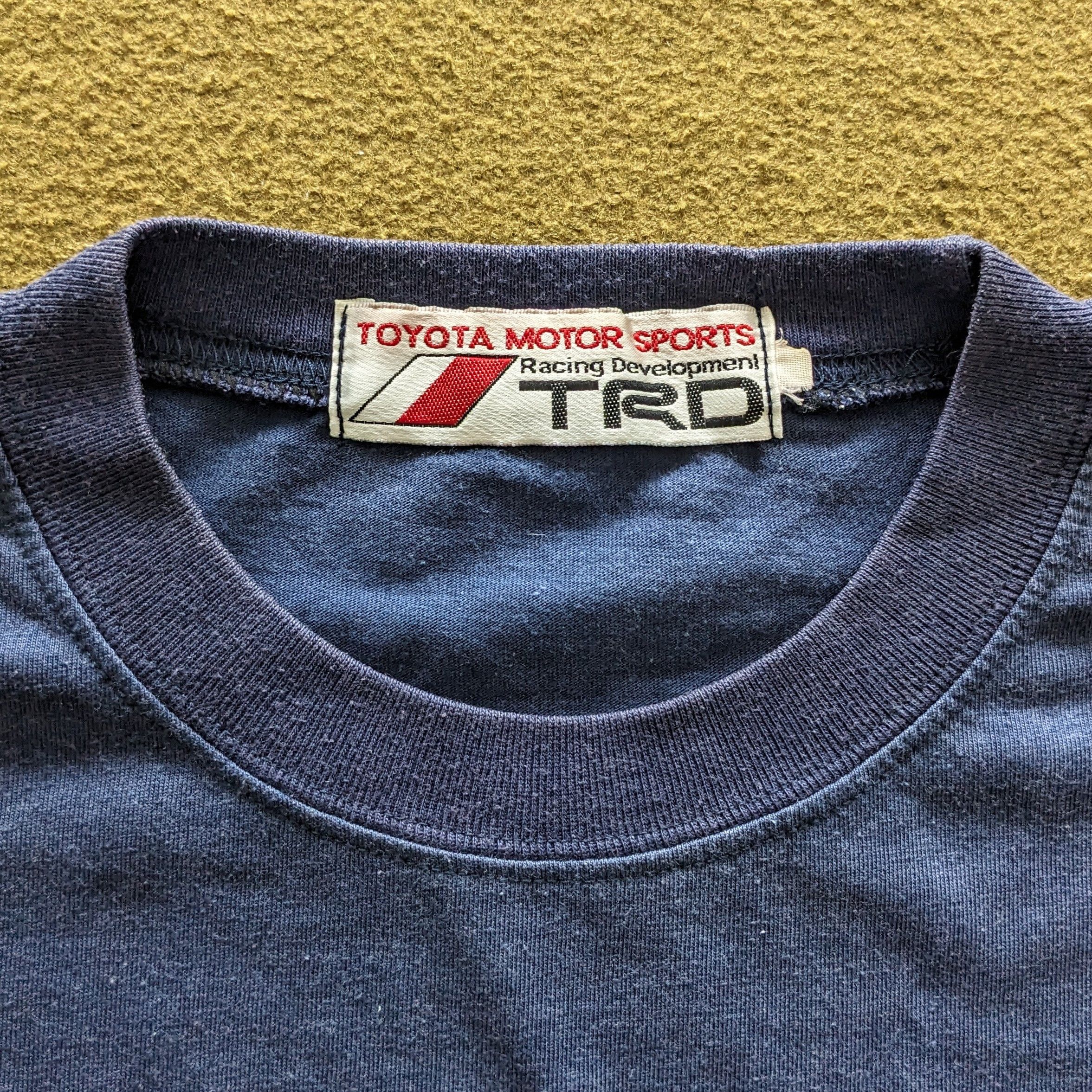 Vintage Vintage TRD TOYOTA Motorsports Racing T-shirt Size US M / EU 48-50 / 2 - 5 Thumbnail