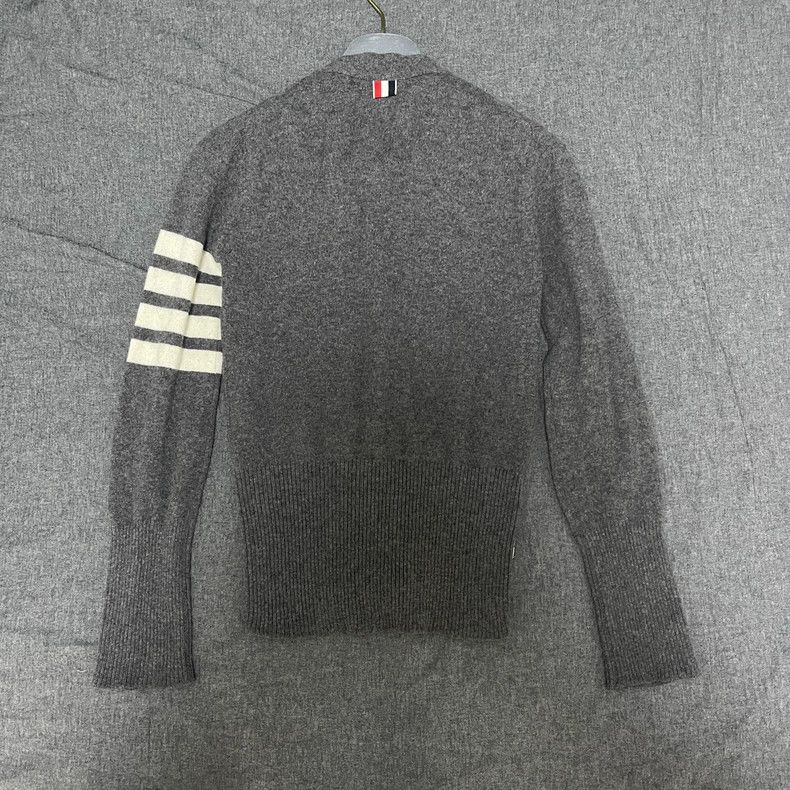 Thom Browne Thom Browne Medium grey cashmere knitwear Size XS / US 0-2 / IT 36-38 - 5 Thumbnail