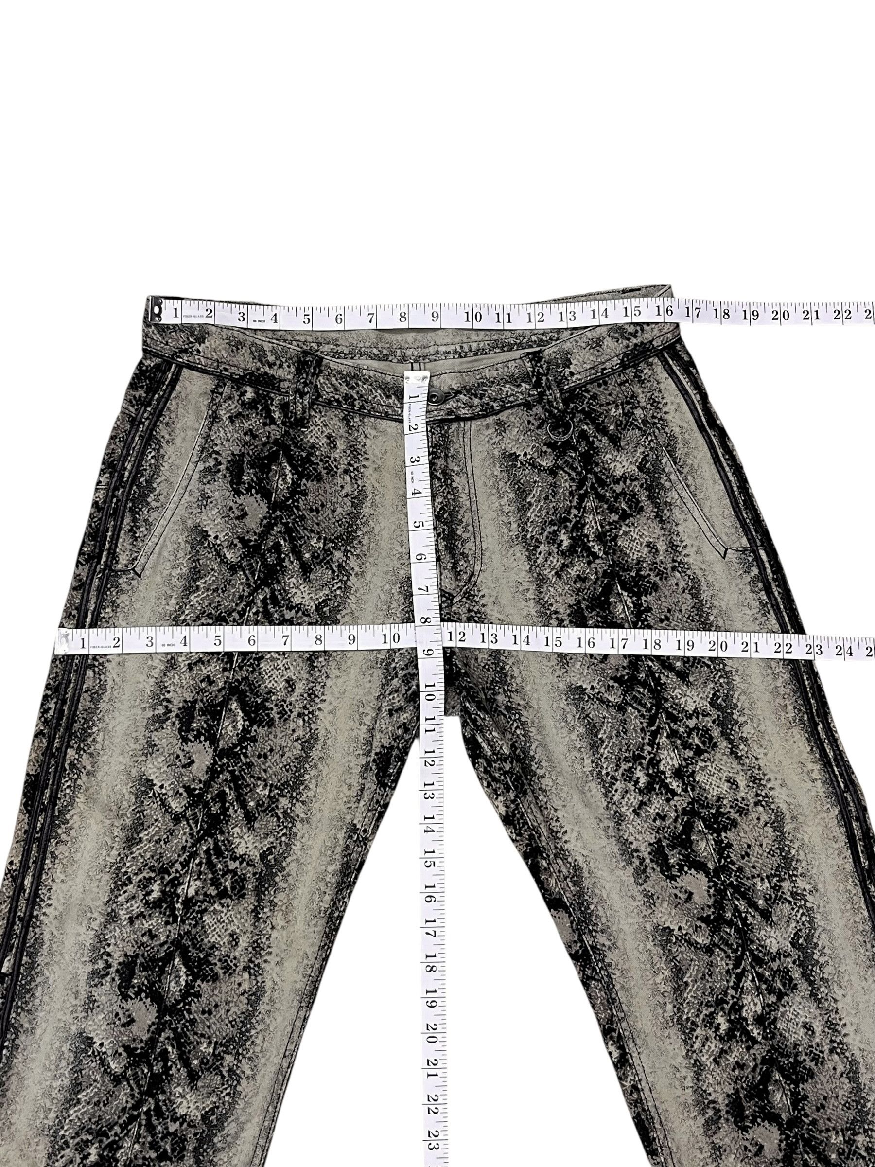 Nicole Club RARE🔥Vintage Nicole Club Snake Skin Python Print 3/4 Pants Size US 32 / EU 48 - 14 Thumbnail