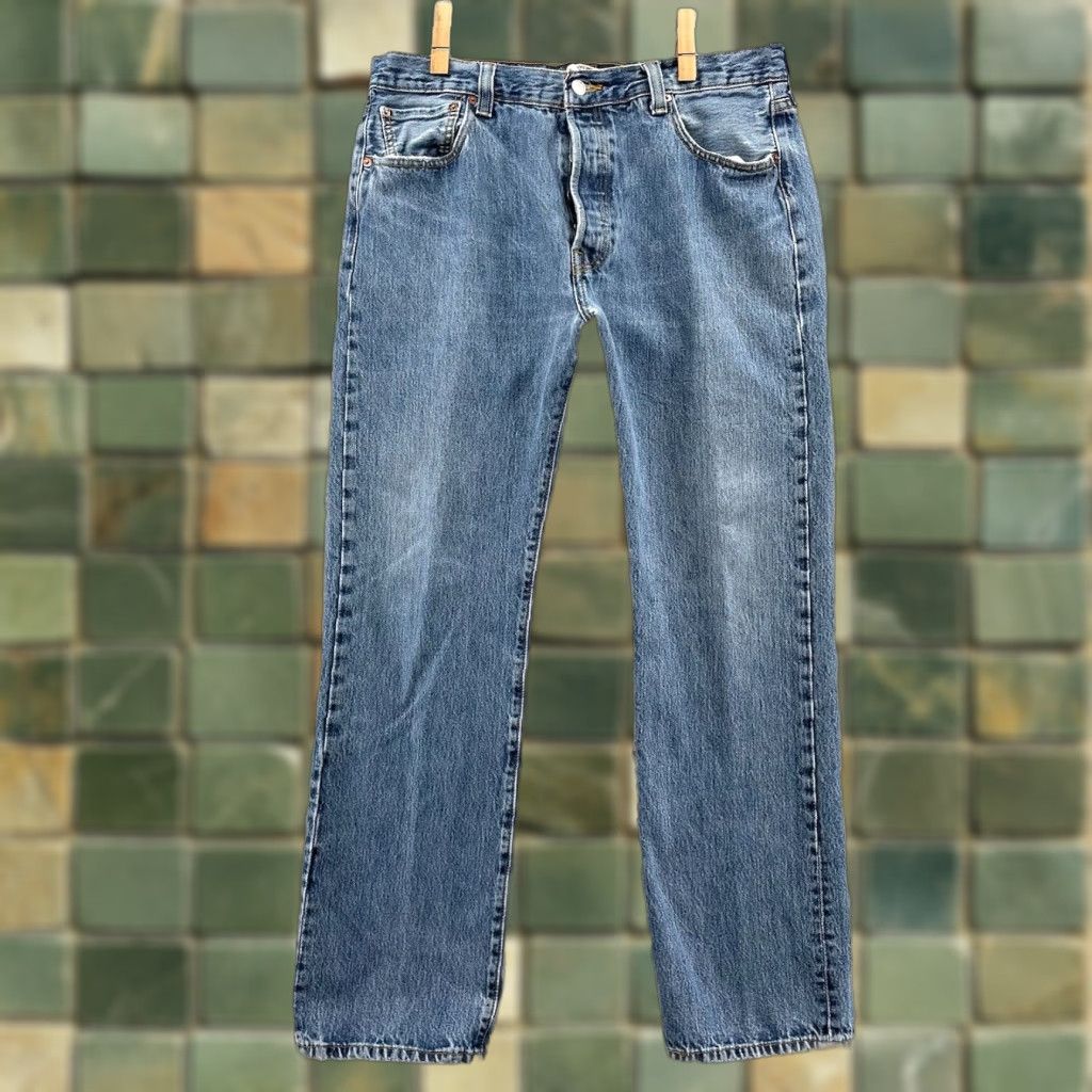Levi's VINTAGE Levis 501 Jeans 34x31 Blue Whisker Denim Button Fly Skate 90s Streetwear Mens Jeans Size US 34 / EU 50 - 1 Thumbnail