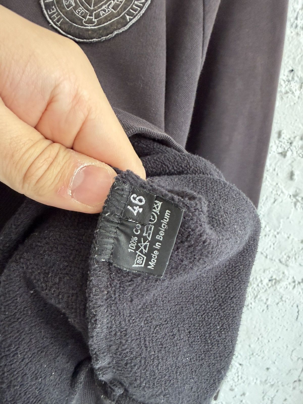 Raf Simons A/W 00-01 RAF SIMONS ‘CONFUSION’ CREWNECK Size US S / EU 44-46 / 1 - 5 Thumbnail