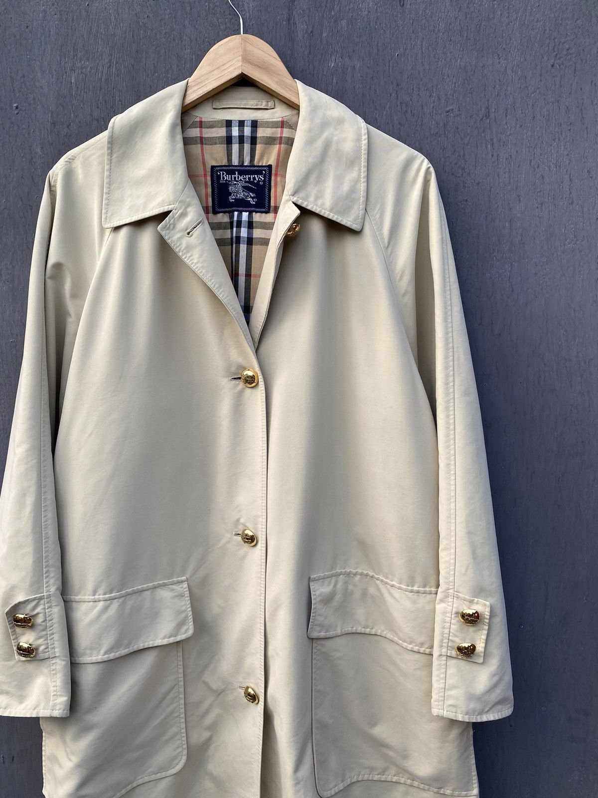 Burberry Burberrys Vintage wmns trench beige coat jacket size 42 Size M / US 6-8 / IT 42-44 - 3 Thumbnail