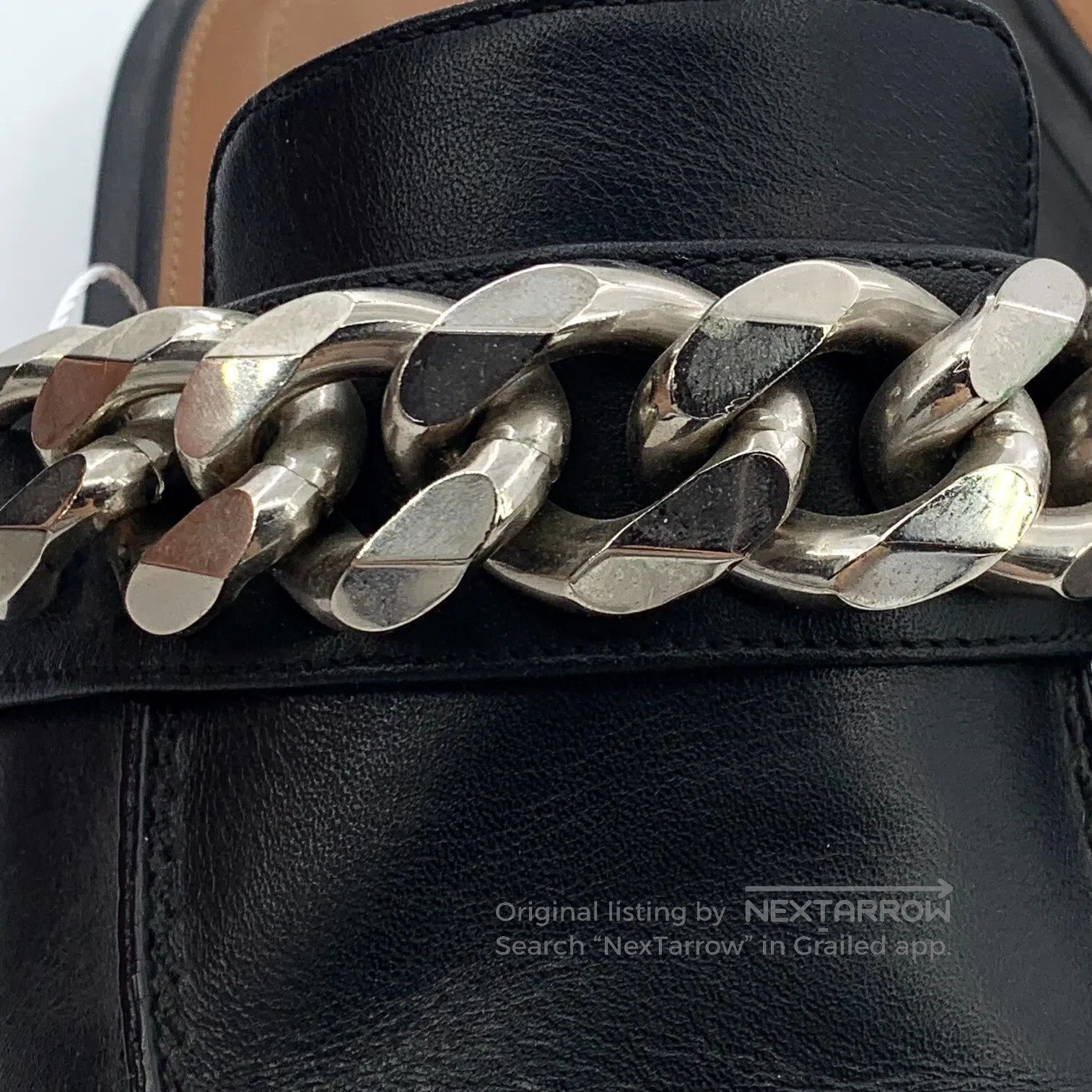 Giorgio Armani Giorgio Armani Black Leather Chain Decor Casual Flat Mule Size US 5.5 / IT 35.5 - 8 Thumbnail