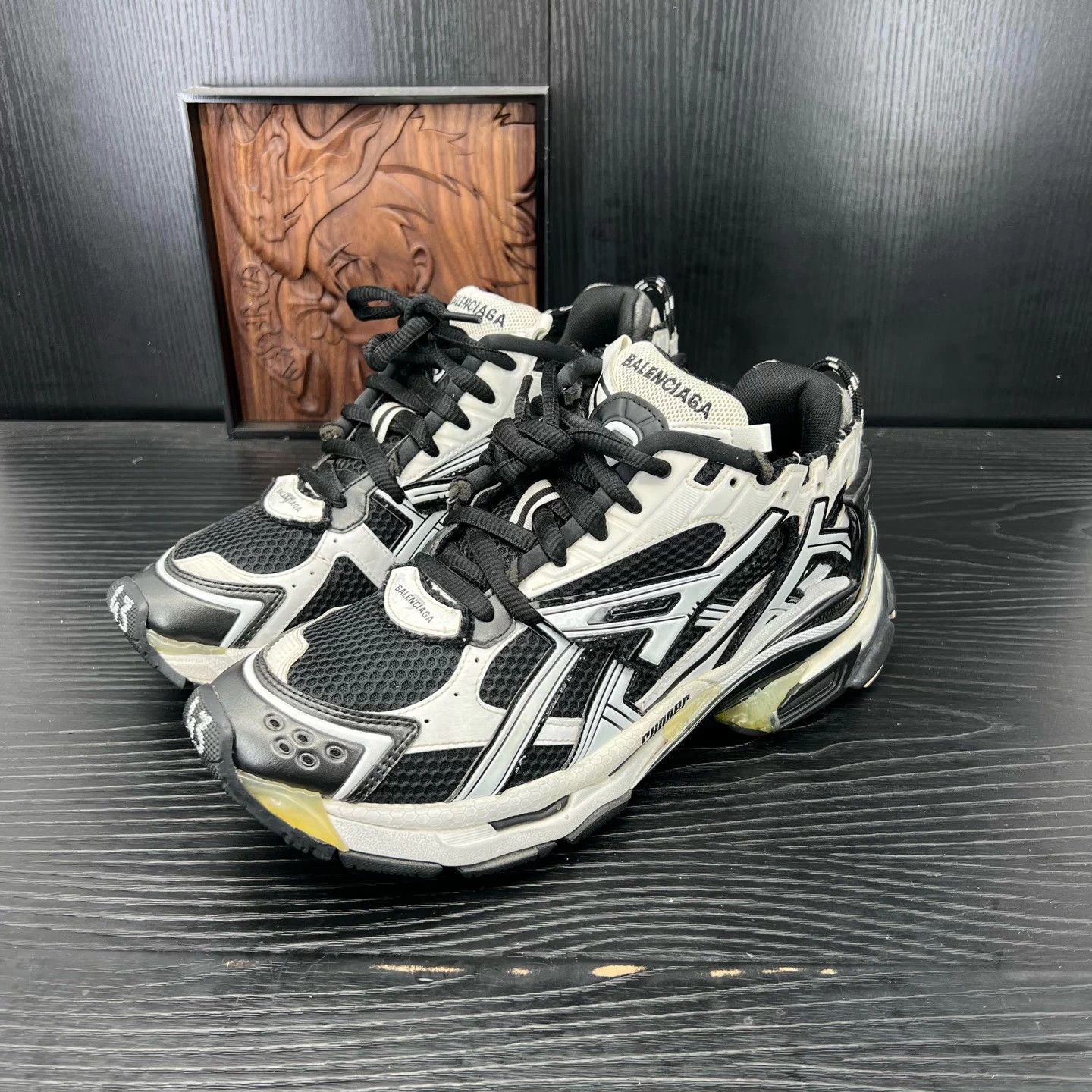 Balenciaga Balenciaga Runner Black White Size US 10 / EU 43 - 1 Thumbnail