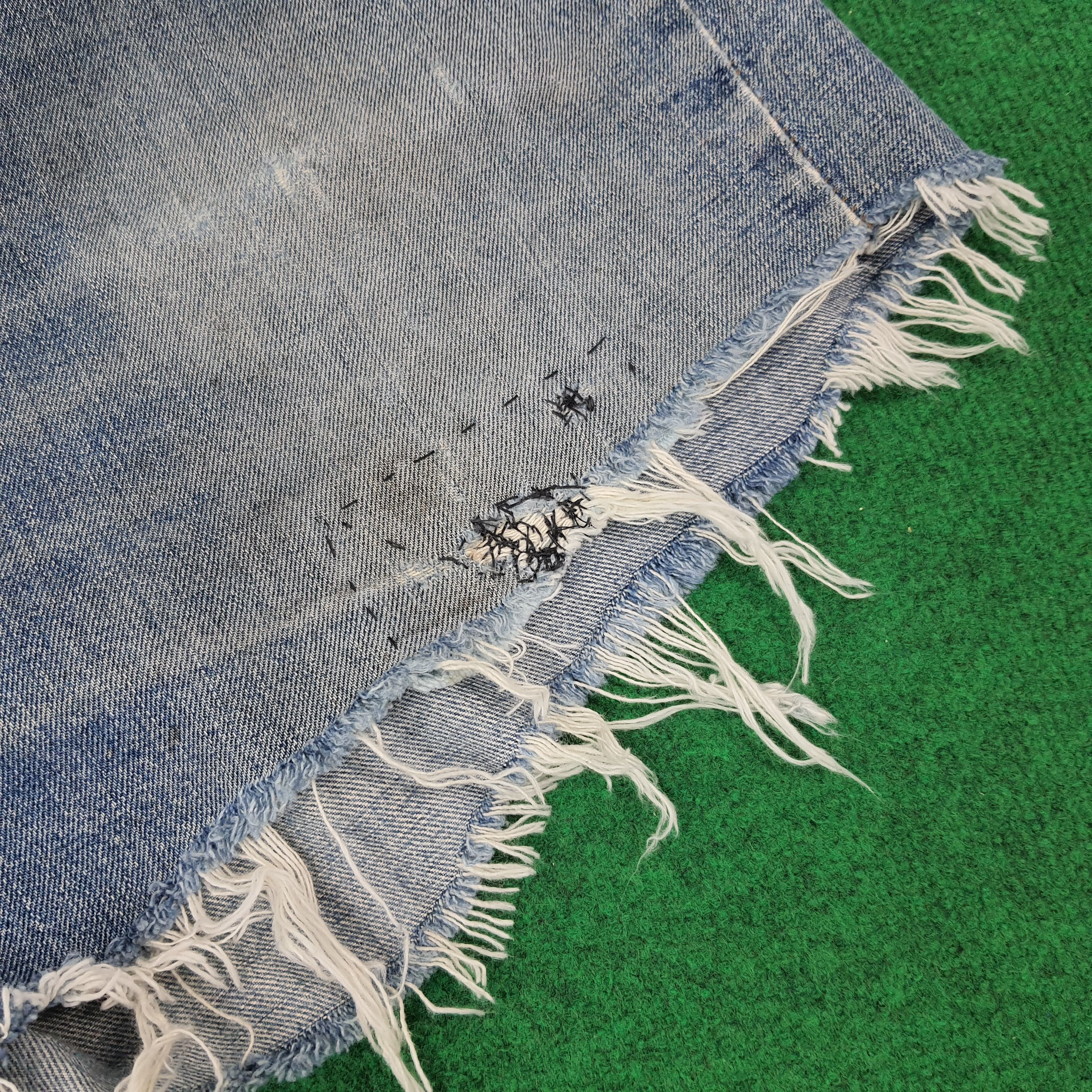Levi's × Vintage Vintage Levi's Strauss Short Denim Pants C235N31 Size US 40 / EU 56 - 5 Thumbnail