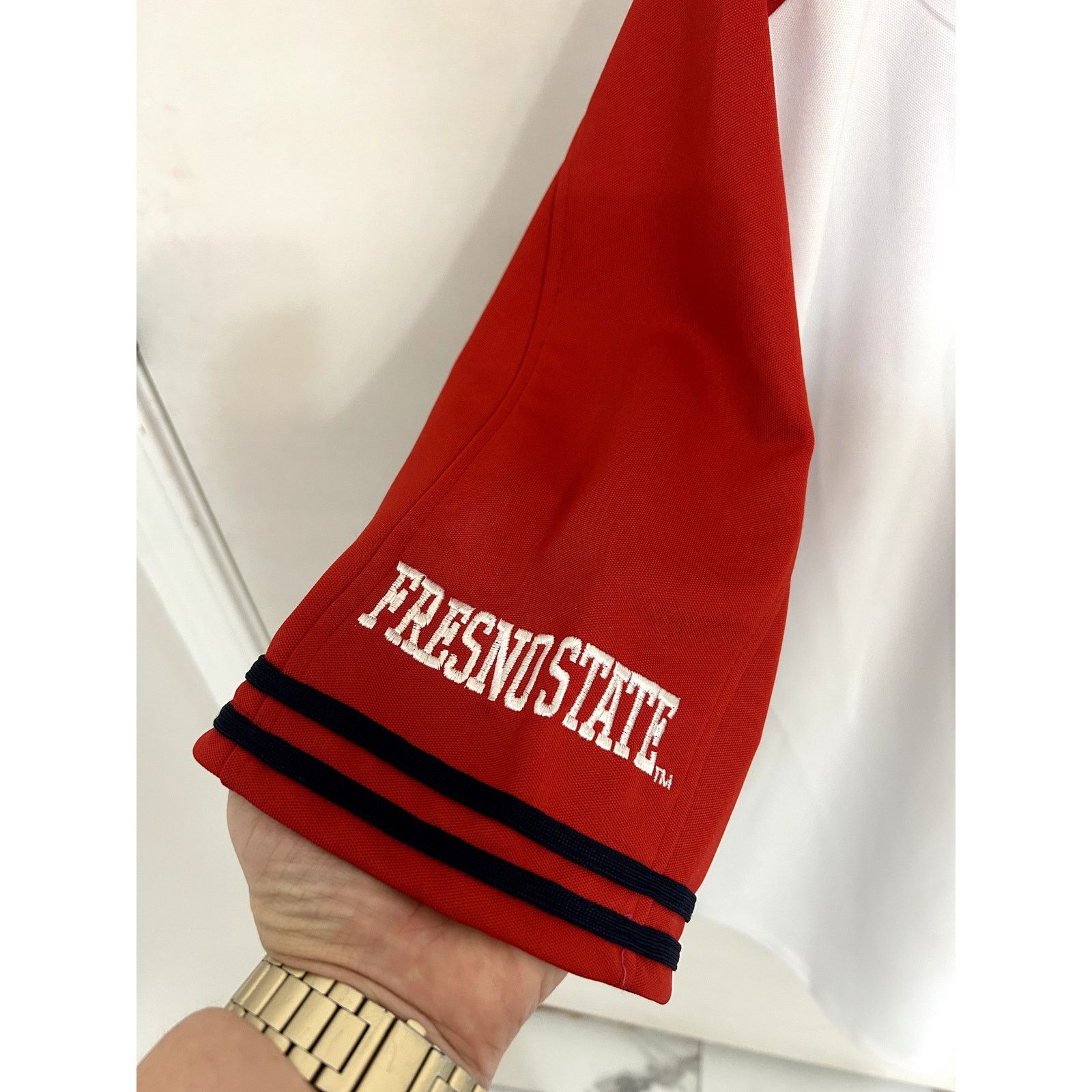 Colosseum Athletics Fresno State Bulldogs White Red Sleeves Hockey Jersey size M Size US M / EU 48-50 / 2 - 5 Thumbnail