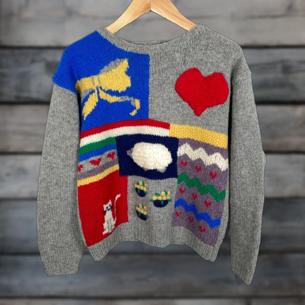 Vintage VINTAGE Eagle's Eye Sweater Women's Medium Gray Cable-Knit Geometric Cat Heart Sheep Retro 90s Size M / US 6-8 / IT 42-44 - 1 Thumbnail