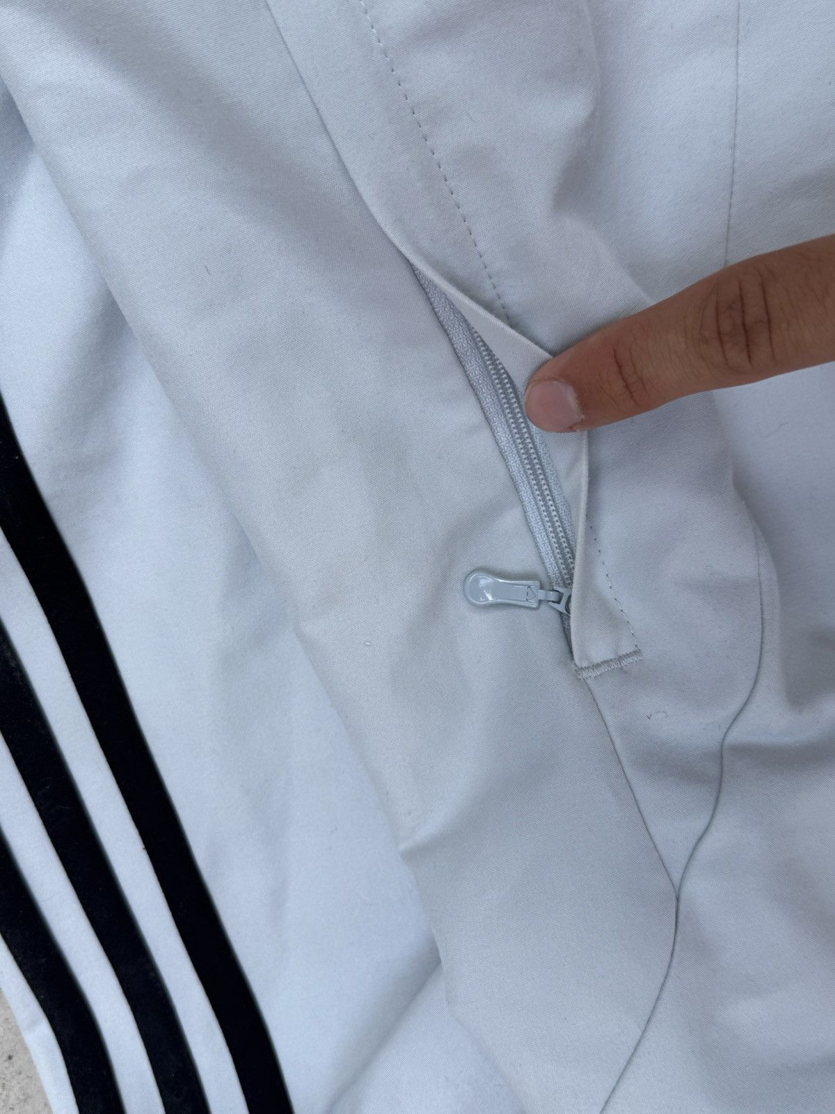 Adidas VINTAGE ADIDAS TRACK JACKET Size US L / EU 52-54 / 3 - 7 Thumbnail