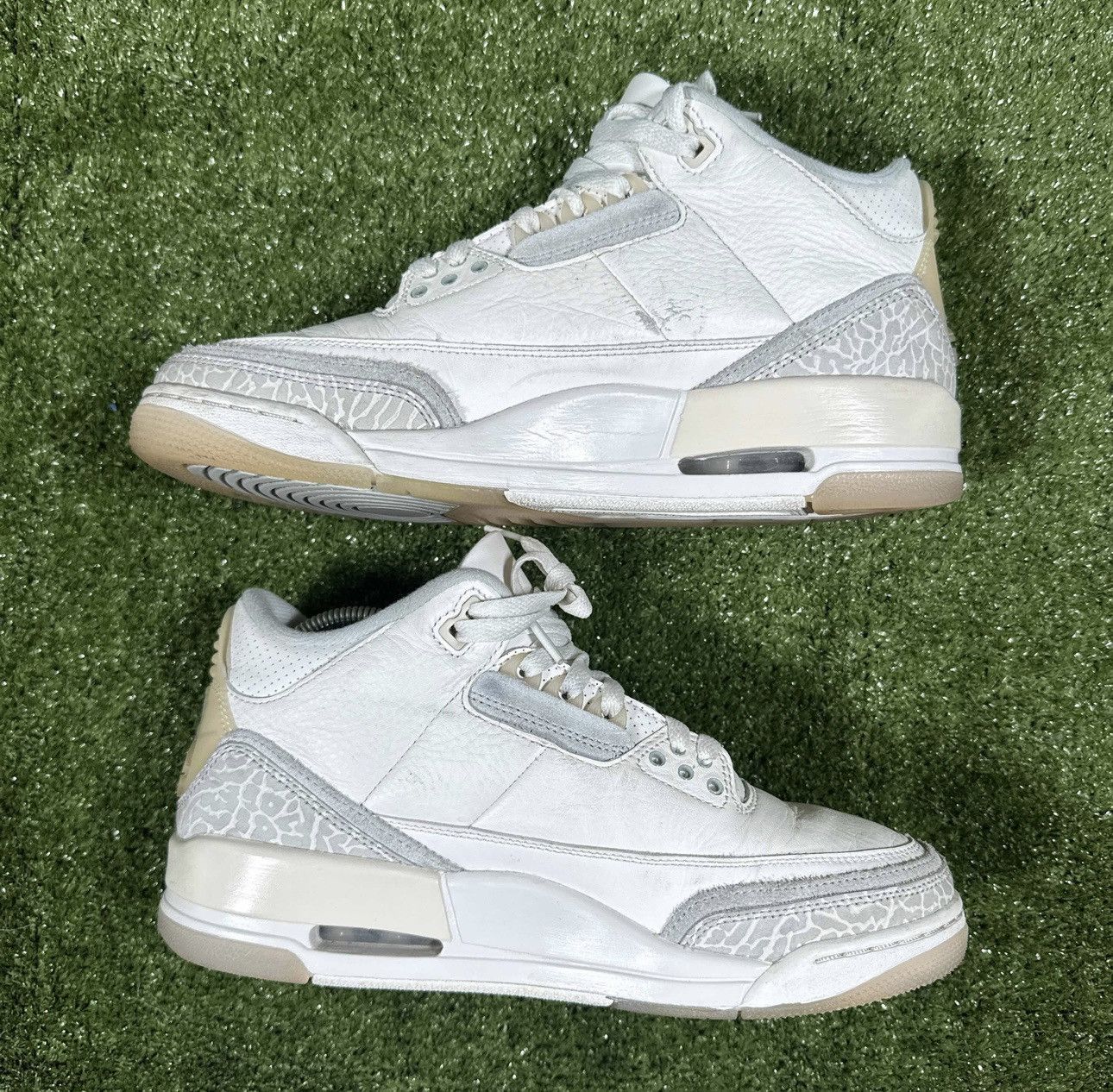 Jordan Brand Air Jordan 3 Retro ‘Ivory’ Size US 8 / EU 41 - 2 Thumbnail