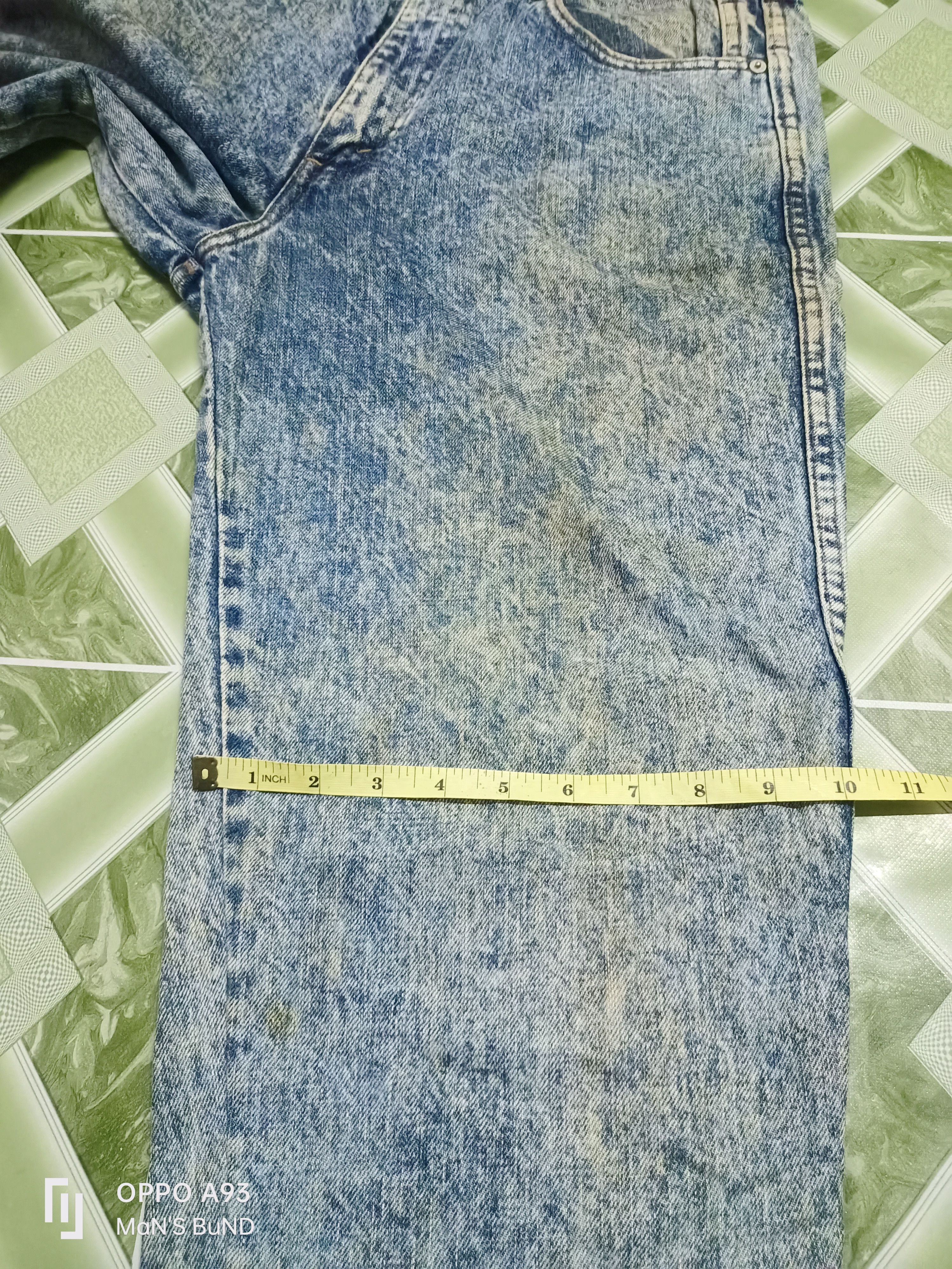 Levi's Vintage Clothing Distressed Levi's Acid Wash Size US 33 - 19 Thumbnail