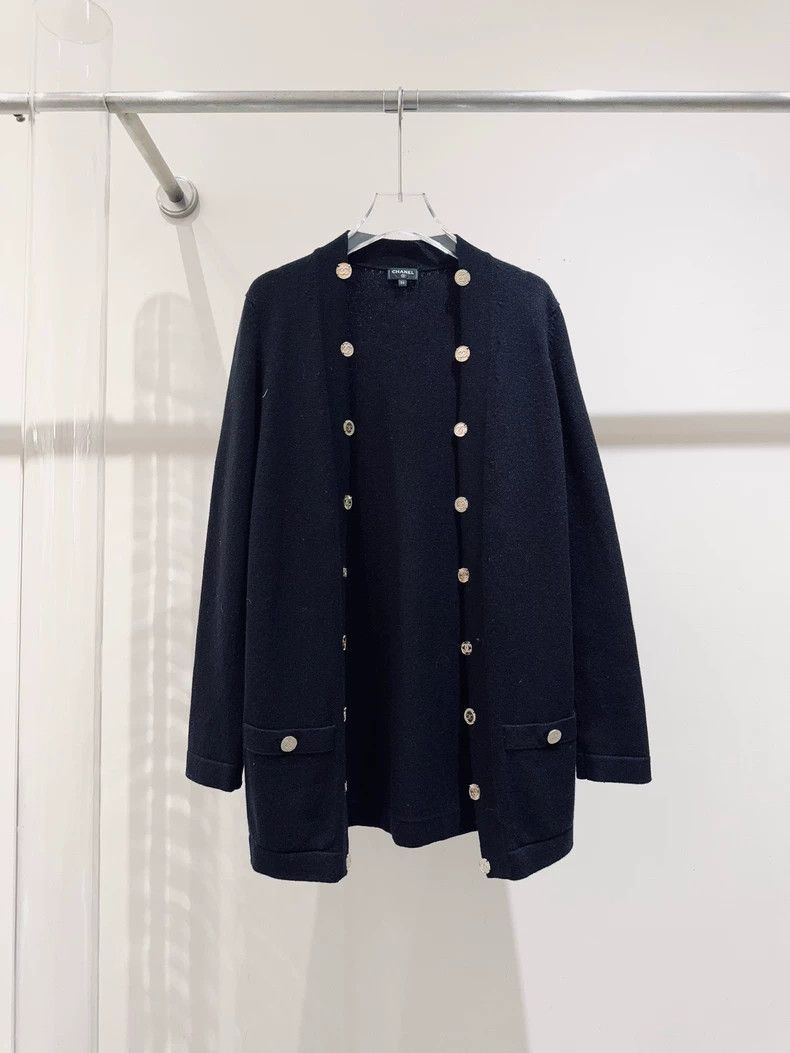 Chanel Chanel 22P black gold coin cardigan jacket 2503-Nextarrow Size XXS / US 00 / IT 34 - 1 Thumbnail