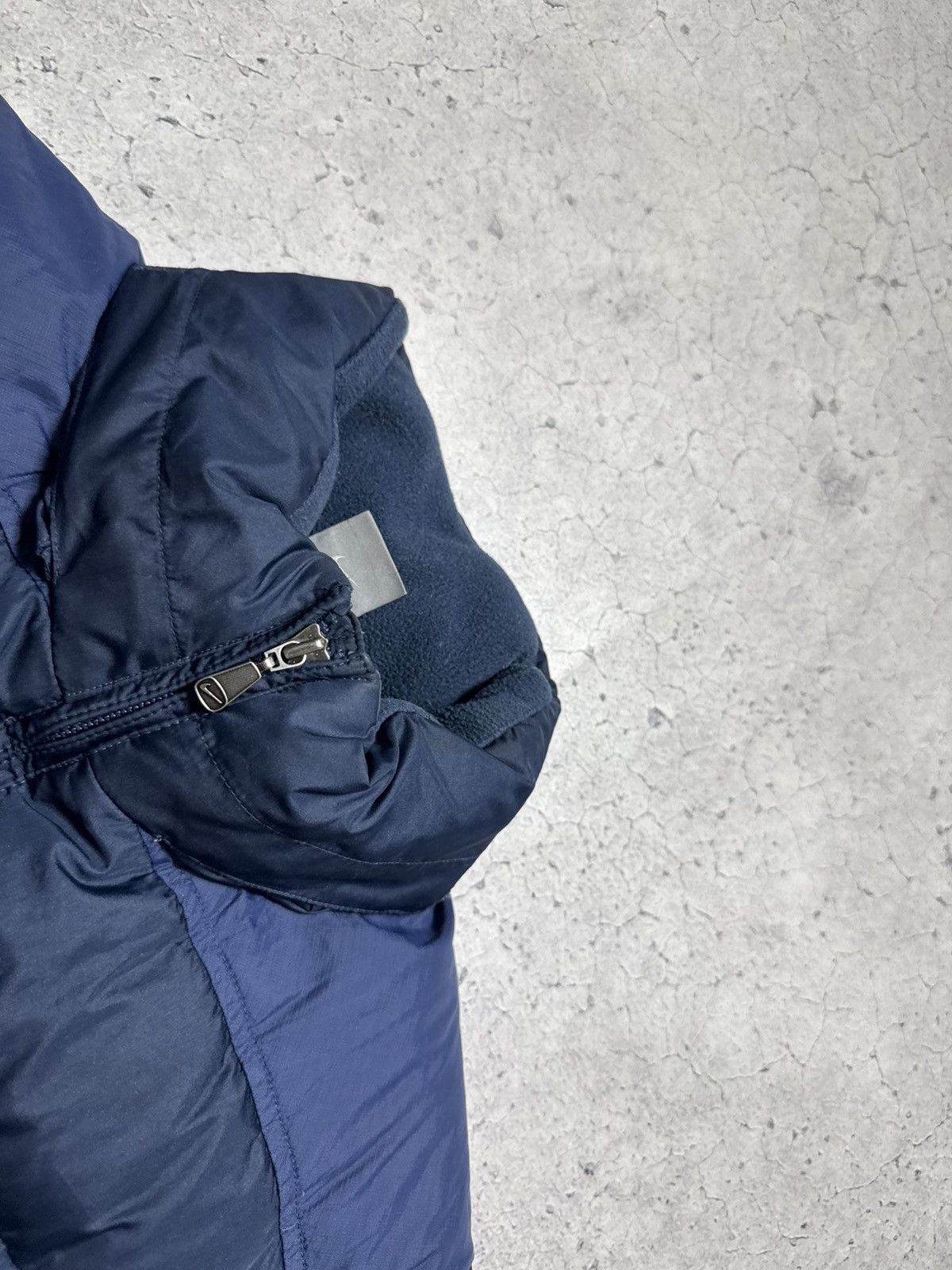 Nike Nike Vintage Down Puffer Vest Jacket Swoosh Drill Y2K Size US L / EU 52-54 / 3 - 6 Thumbnail