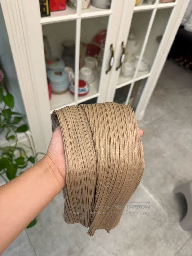 Issey Miyake Issey Miyake Moonlight Gold Semi-turtleneck Sleeveless Cam Size L / US 10 / IT 46 - 7 Thumbnail