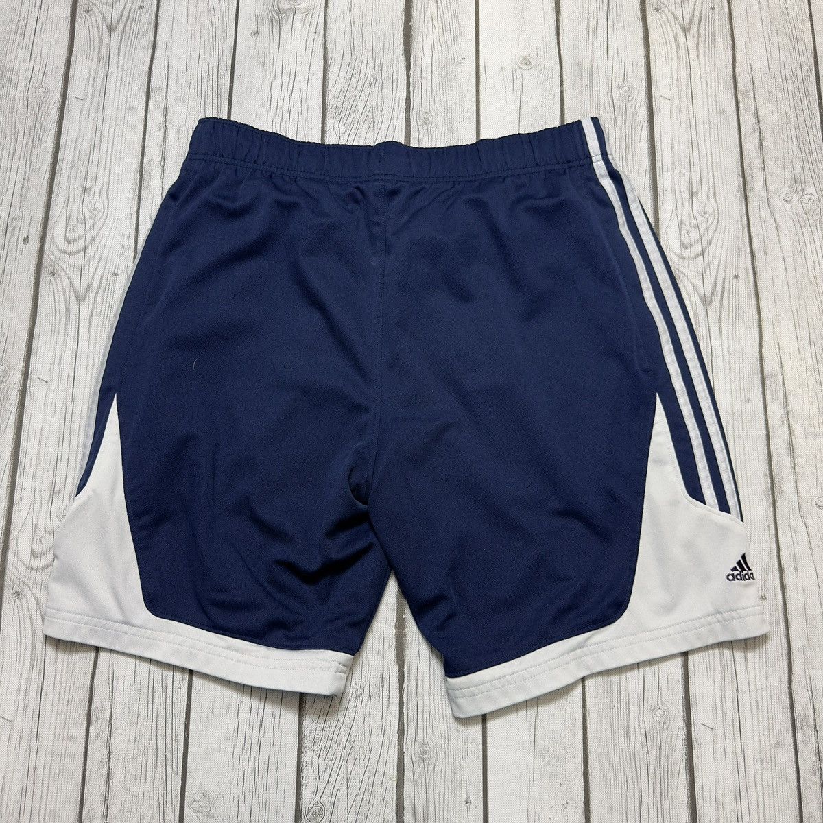Adidas × NCAA Penn shorts Size US 32 / EU 48 - 2 Thumbnail