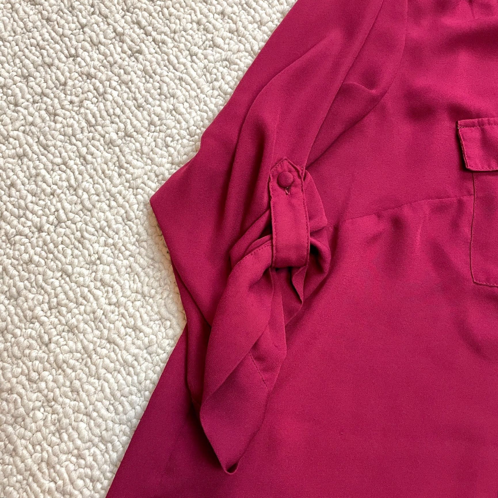 Torrid Torrid Blouse Top Womens 2X Red Roll Tab Sleeve Pockets Polyester V-Neck Button Casual Knit 3/4 Sleeve Plus Size Size XXL / US 16-18 / IT 52-54 - 2 Thumbnail