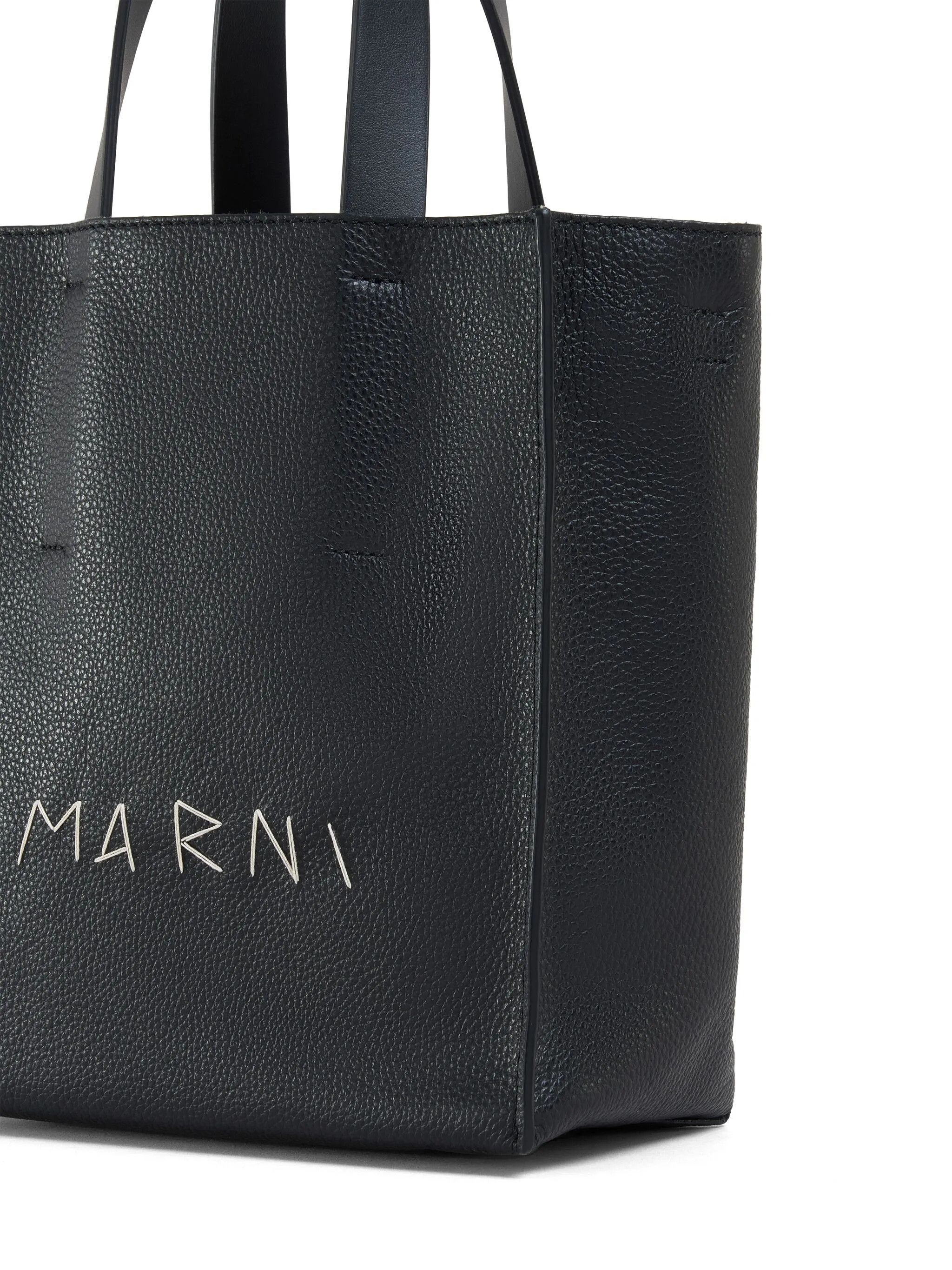 Marni o1f1d3z0126 Size: OS / Mini Museo Tote Bag in Black Size ONE SIZE - 5 Thumbnail