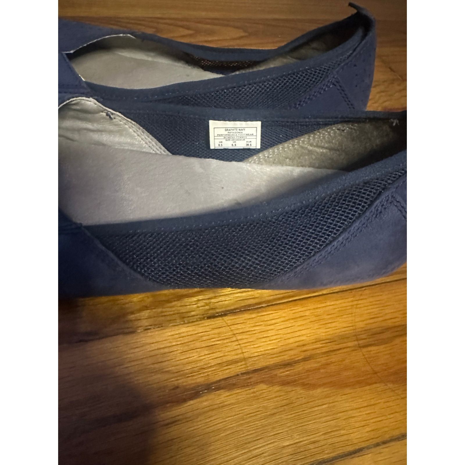 Patagonia Patagonia Dark Blue Suede Scrunch-Back Ballet Flats Size US 8.5 / IT 38.5 - 6 Thumbnail