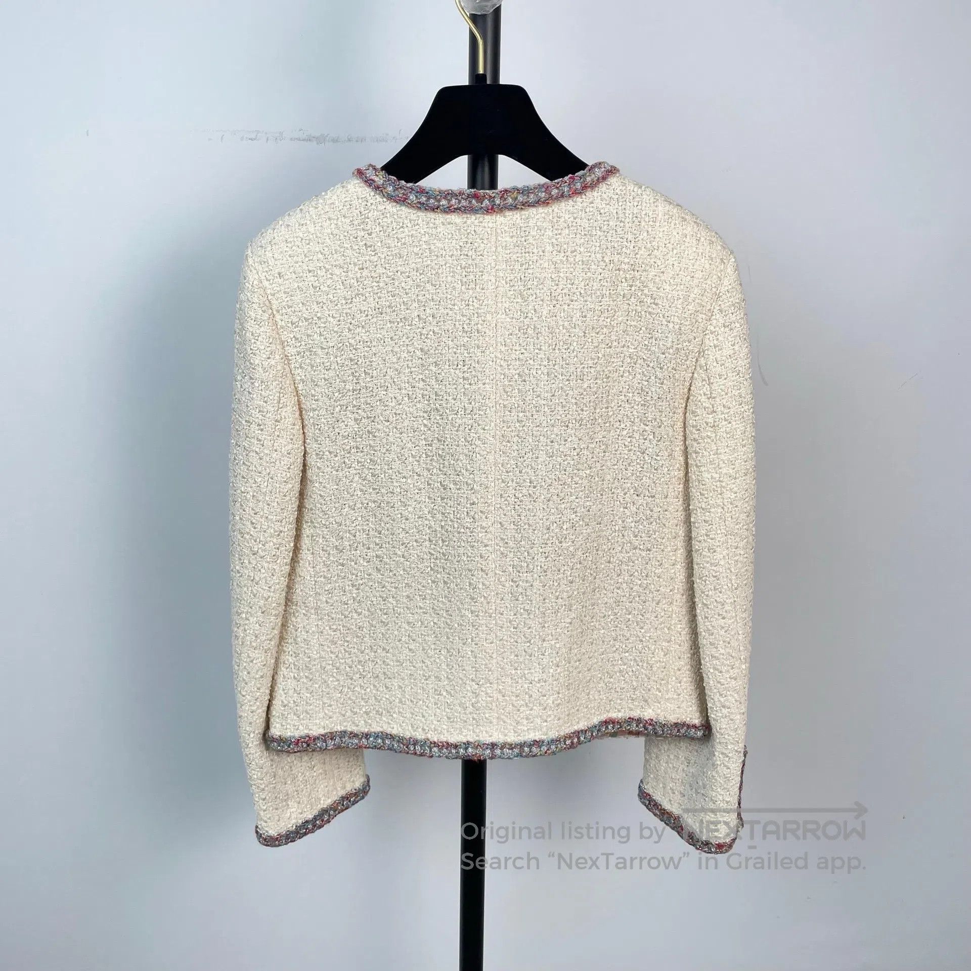 Chanel Chanel Two-pocket short jacket| Size XS / US 0-2 / IT 36-38 - 2 Thumbnail