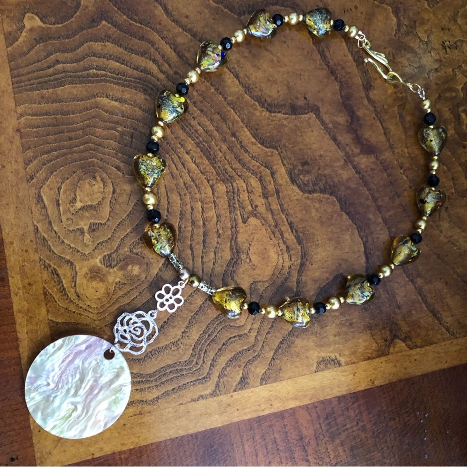 Handmade Handcrafted repurpose sparkle medallion drop Pearl necklace Size ONE SIZE - 9 Thumbnail