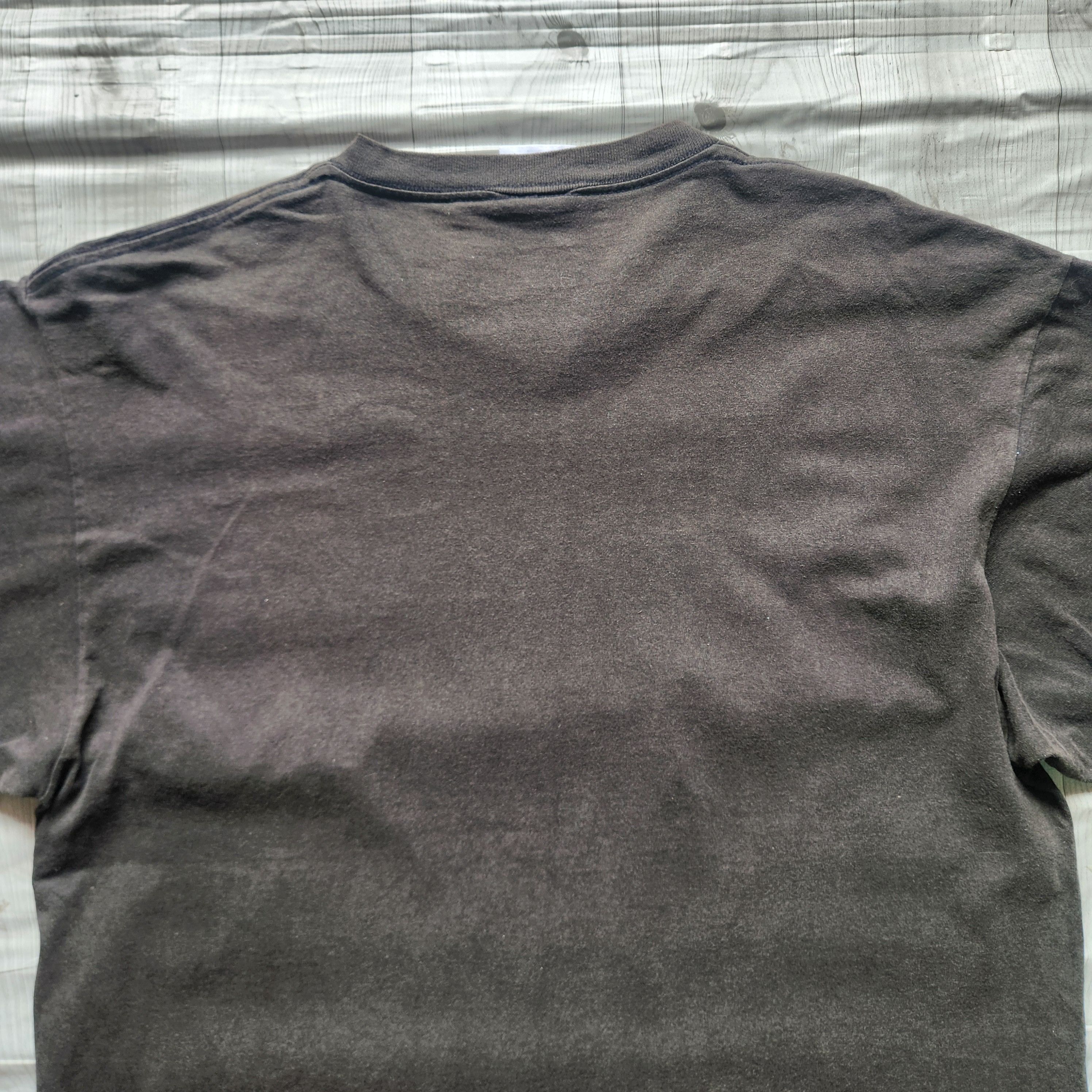 Nike × Vintage Vintage Faded Nike Air Big Logo TShirt Y2K Size US L / EU 52-54 / 3 - 14 Thumbnail