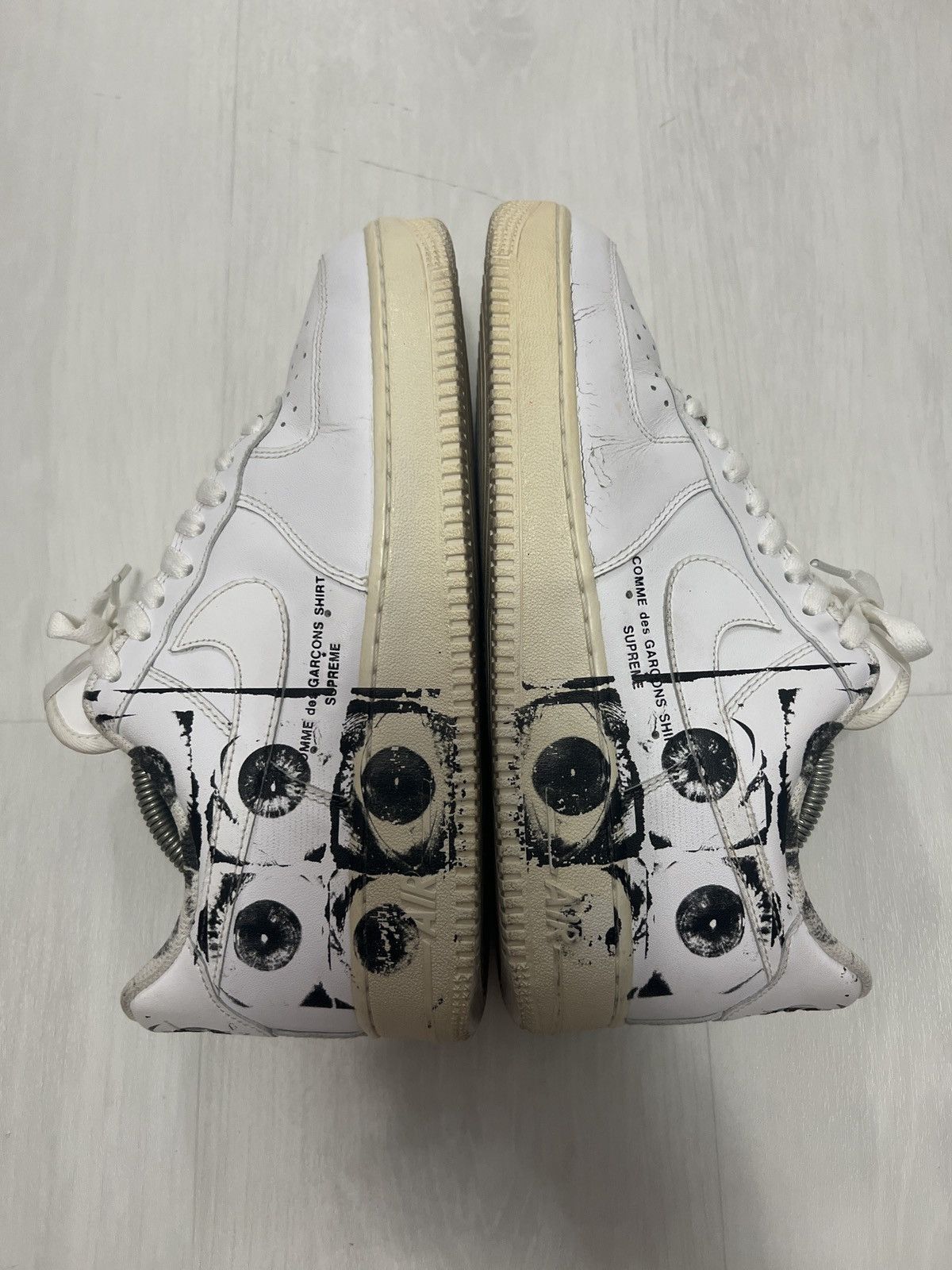 Nike air force low supreme cdg eyes