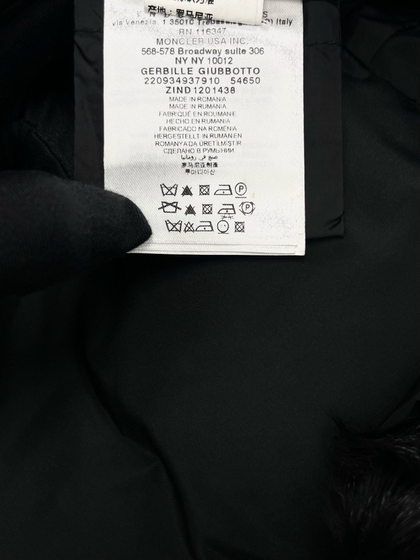 Moncler Moncler Black Fur-Trimmed Side Zip Down Jacket Size US S / EU 44-46 / 1 - 3 Thumbnail