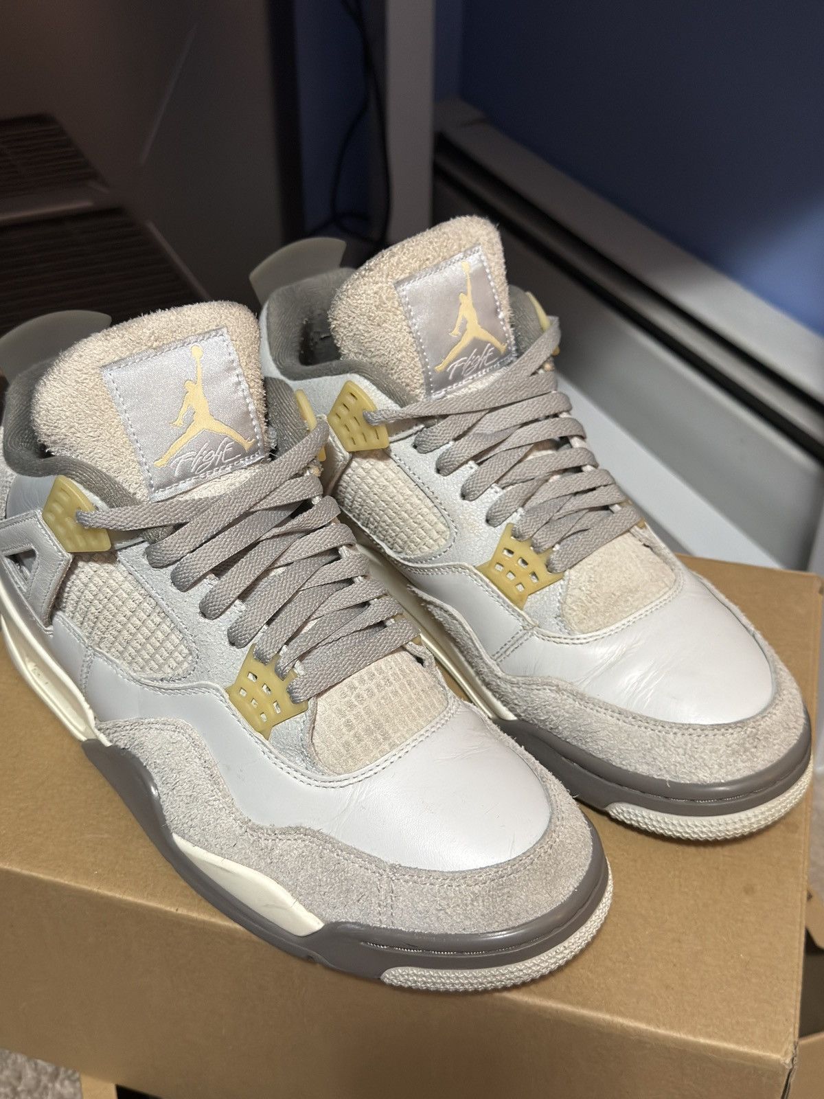 Jordan Brand 2023 Air Jordan 4 Retro SE Photon Dust Size US 11 / EU 44 - 4 Thumbnail