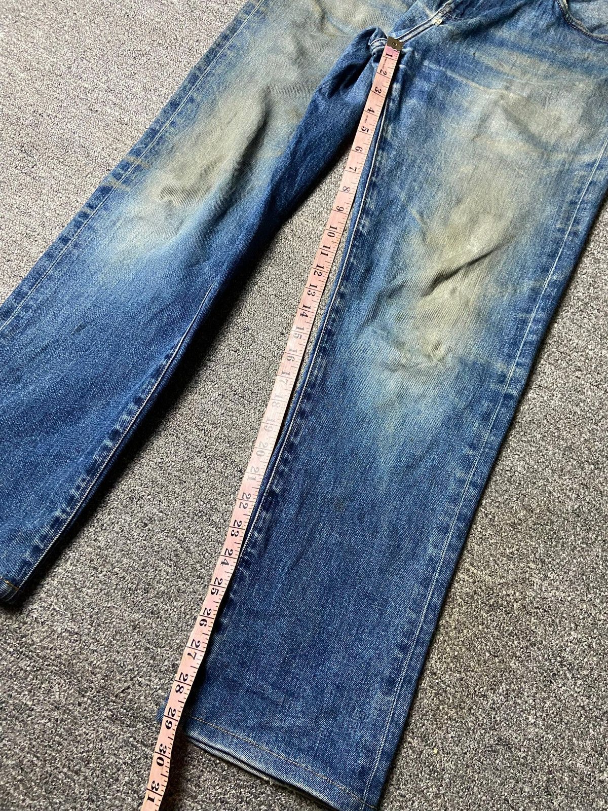Uniqlo Uniqlo by Kaihara Slim Fit Distressed Denim Jeans (165) Size US 34 / EU 50 - 8 Thumbnail