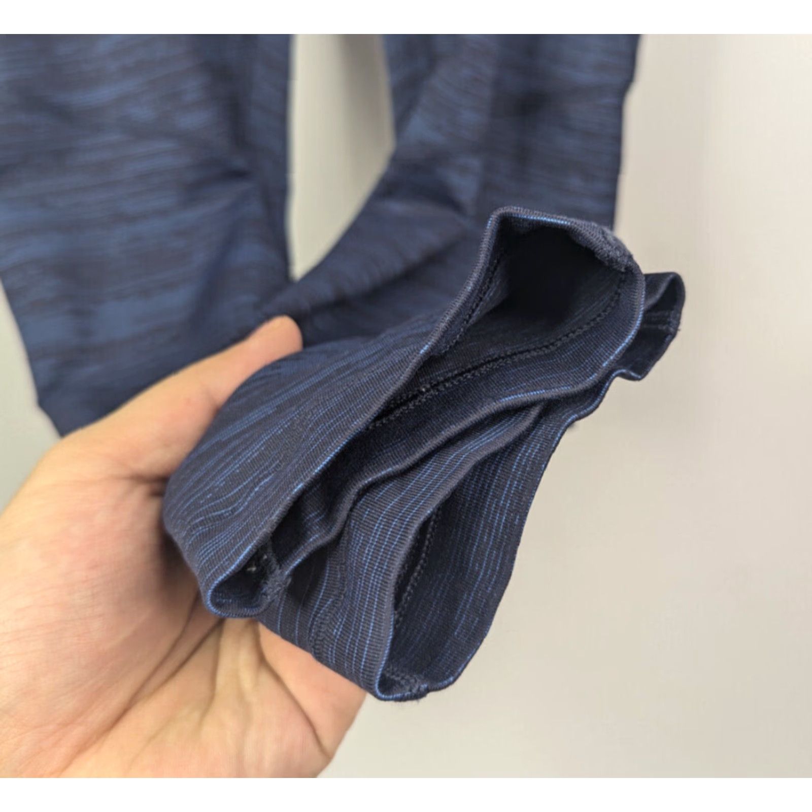 Outdoor Voices Outdoor Voices Leggings Night Blue Space Dye TechSweat Flex Crop Size Small Women Size 28" / US 6 / IT 42 - 2 Thumbnail