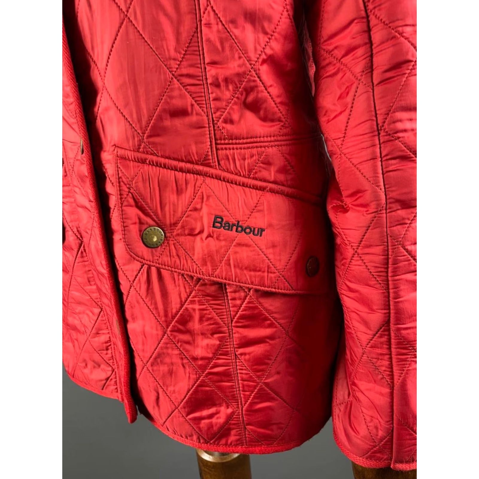 Barbour Barbour Jacket Womens Size 40 Red Long Sleeve Full Zip Pockets 40 Barbour Womens Jacket Red Long Sleeve Zip Pockets Regular Fit Adult Womens Size S / US 4 / IT 40 - 5 Thumbnail