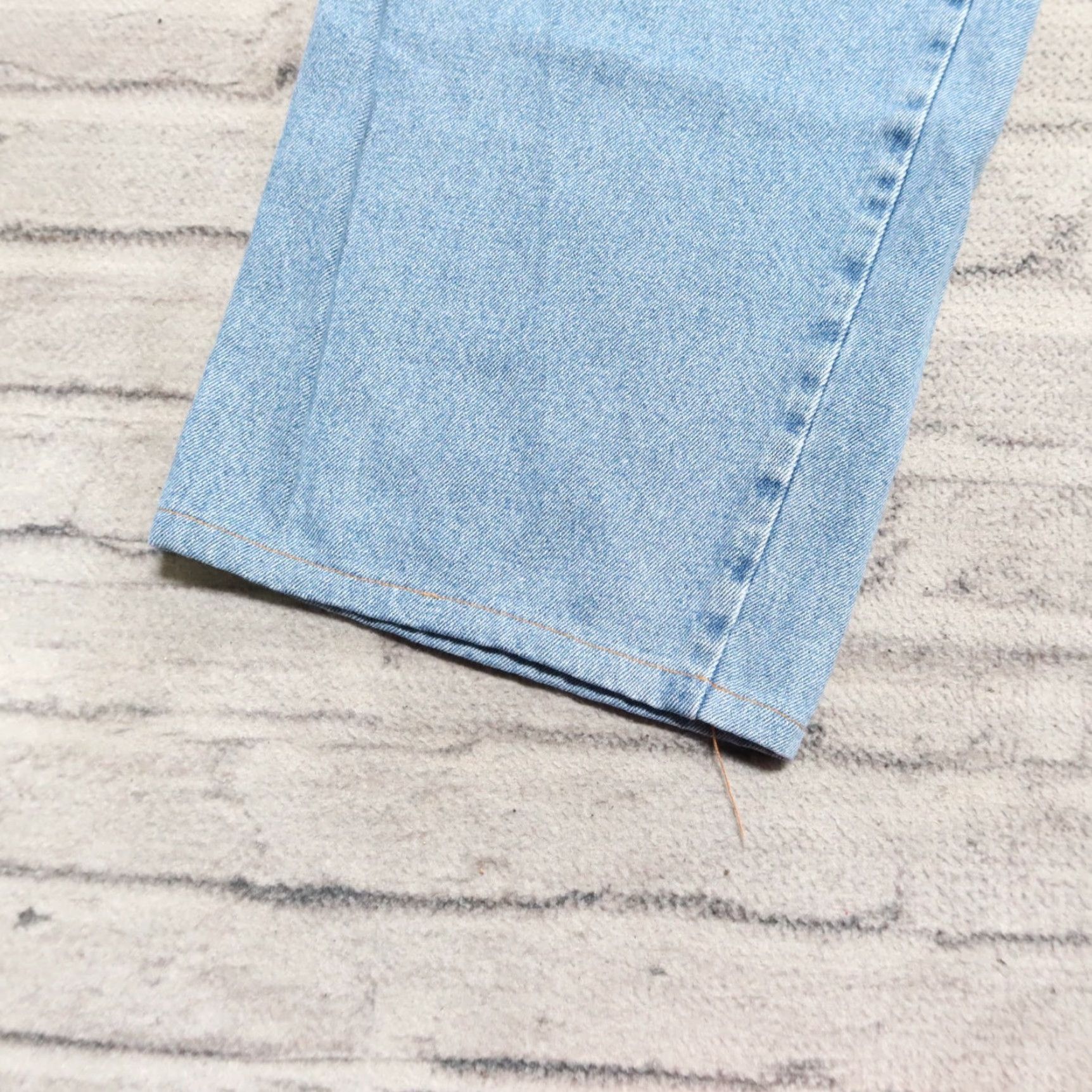 Vintage Vintage Unionbay Baggy Denim Jeans Men 38 Light Wash 90s Jeans Size 38 30 Inseam Vintage Jeans Mens Size US 38 / EU 54 - 4 Thumbnail