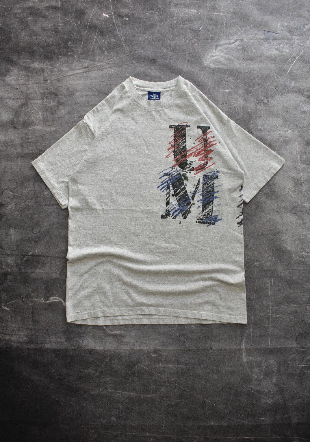 Umbro × Vintage Vintage 90s Umbro T-Shirt (XL) Size US XL / EU 56 / 4 - 1 Thumbnail