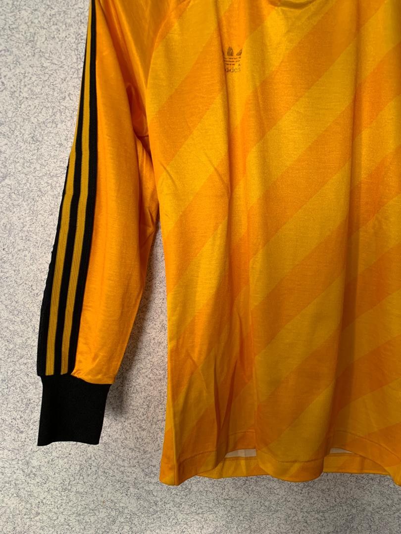 Adidas Adidas made in USA Size US XS / EU 42 / 0 - 5 Thumbnail