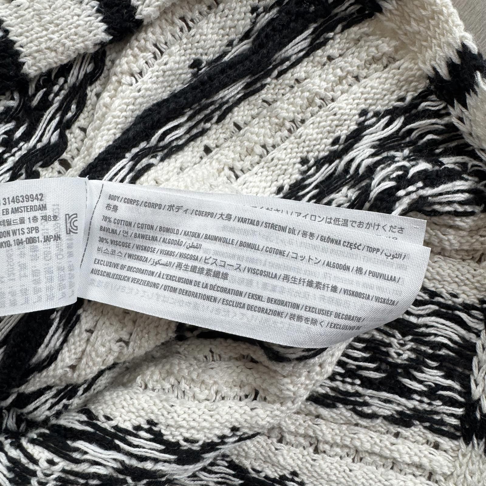 Abercrombie & Fitch Abercrombie and Fitch Men's Black & White Knit Shirt Size M Size US M / EU 48-50 / 2 - 4 Thumbnail