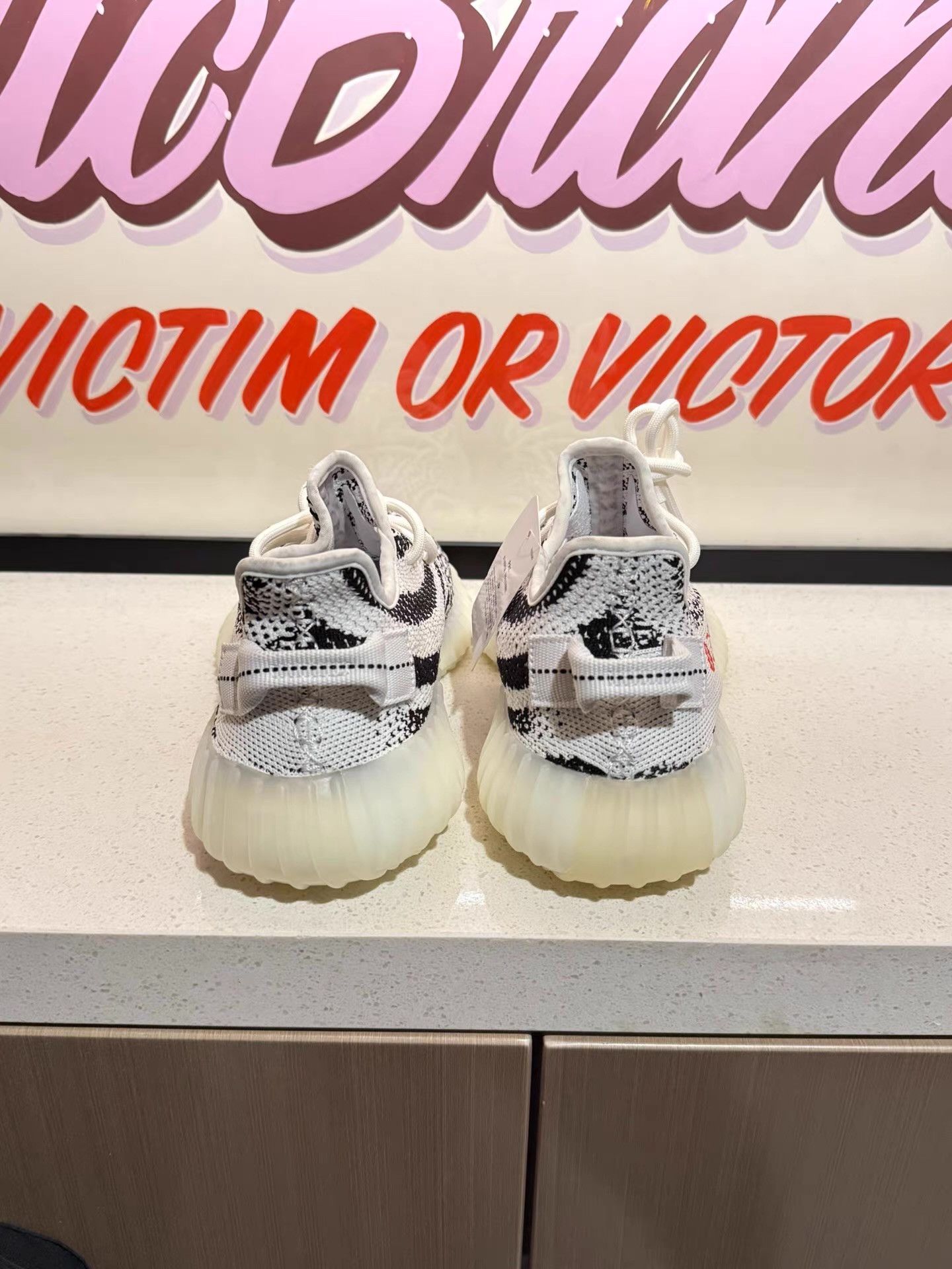 Adidas adidas Originals Yeezy Boost 350 V2 Zebra Ｑ20 Size US 5 / EU 37 - 3 Thumbnail