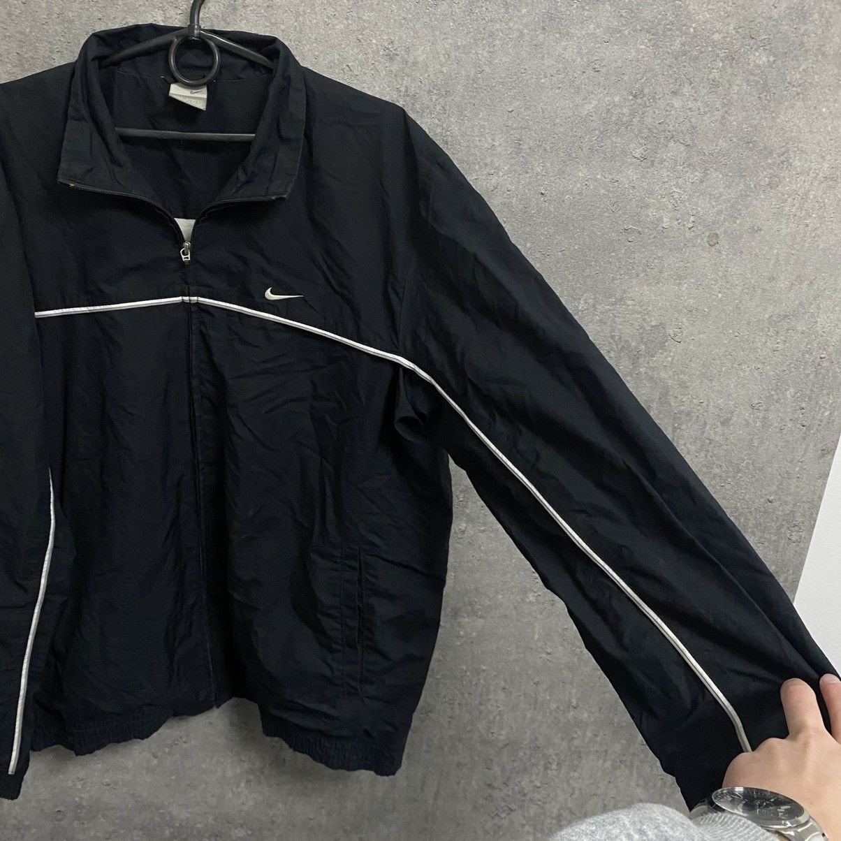 Nike Vintage Y2K Nike Track Jacket Nylon Top Striped Swoosh Size US L / EU 52-54 / 3 - 7 Thumbnail