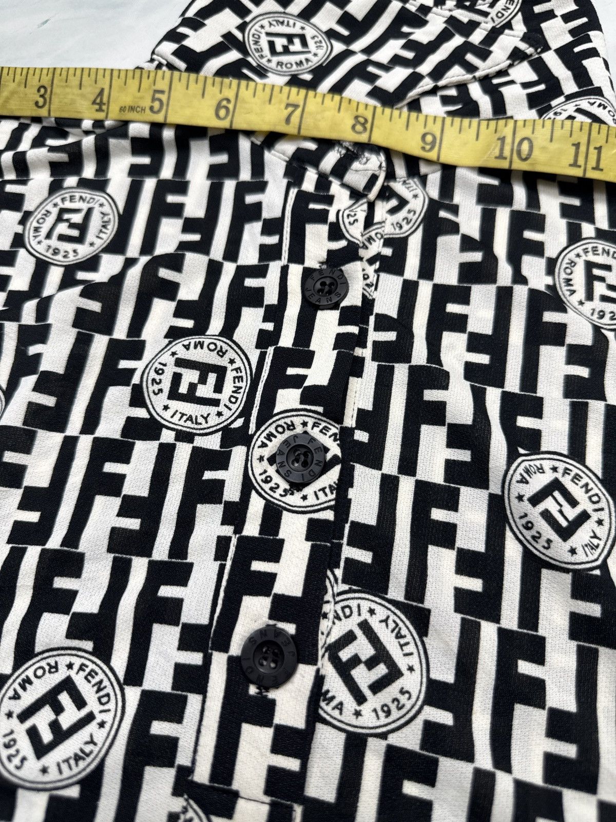 Fendi 🔥🔥🔥ARCHIVE FENDI ZUCCA SHIRTS Size M / US 6-8 / IT 42-44 - 10 Thumbnail