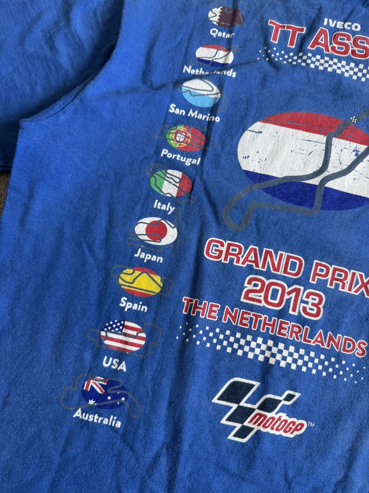 Vintage Grand Prix IVECO Motogp TT ASSEN racing 2013 tshirt tee 00s Size US L / EU 52-54 / 3 - 17 Thumbnail