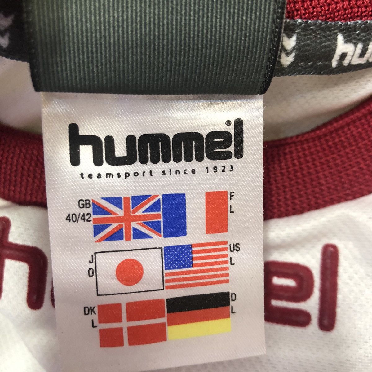 Hummel Denmark World Cup 2002 away shirt Size US L / EU 52-54 / 3 - 7 Thumbnail