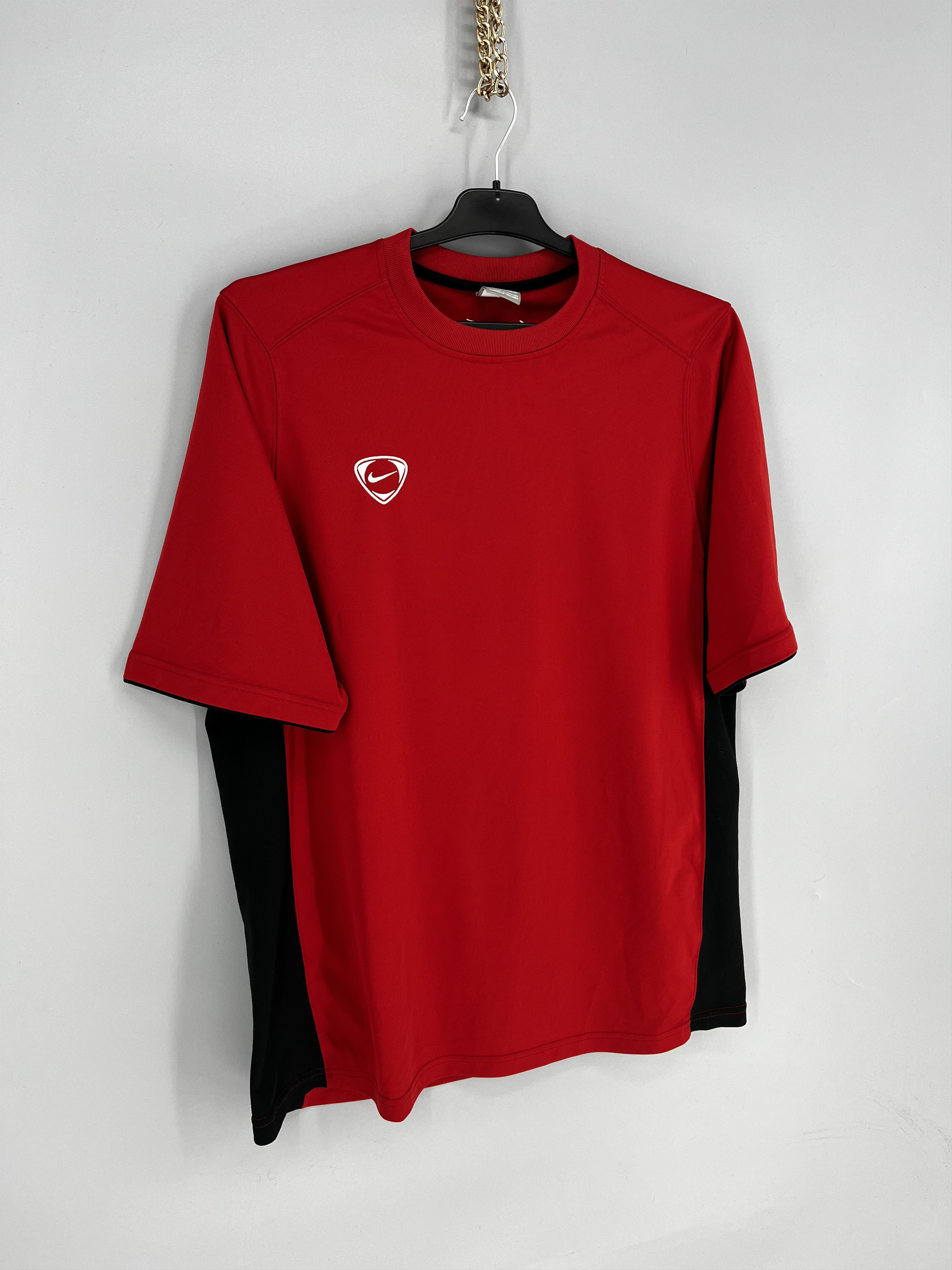 Nike Nike Red Mens Retro Swoosh Football Training Shirt L Size US L / EU 52-54 / 3 - 2 Thumbnail