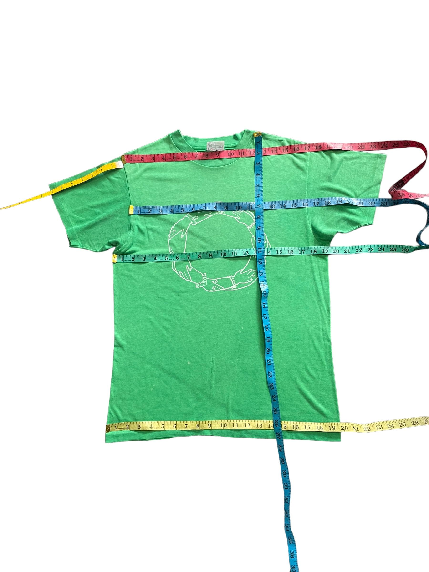 Hanes Vintage Holding Hands Design Tshirt Size US M / EU 48-50 / 2 - 6 Thumbnail