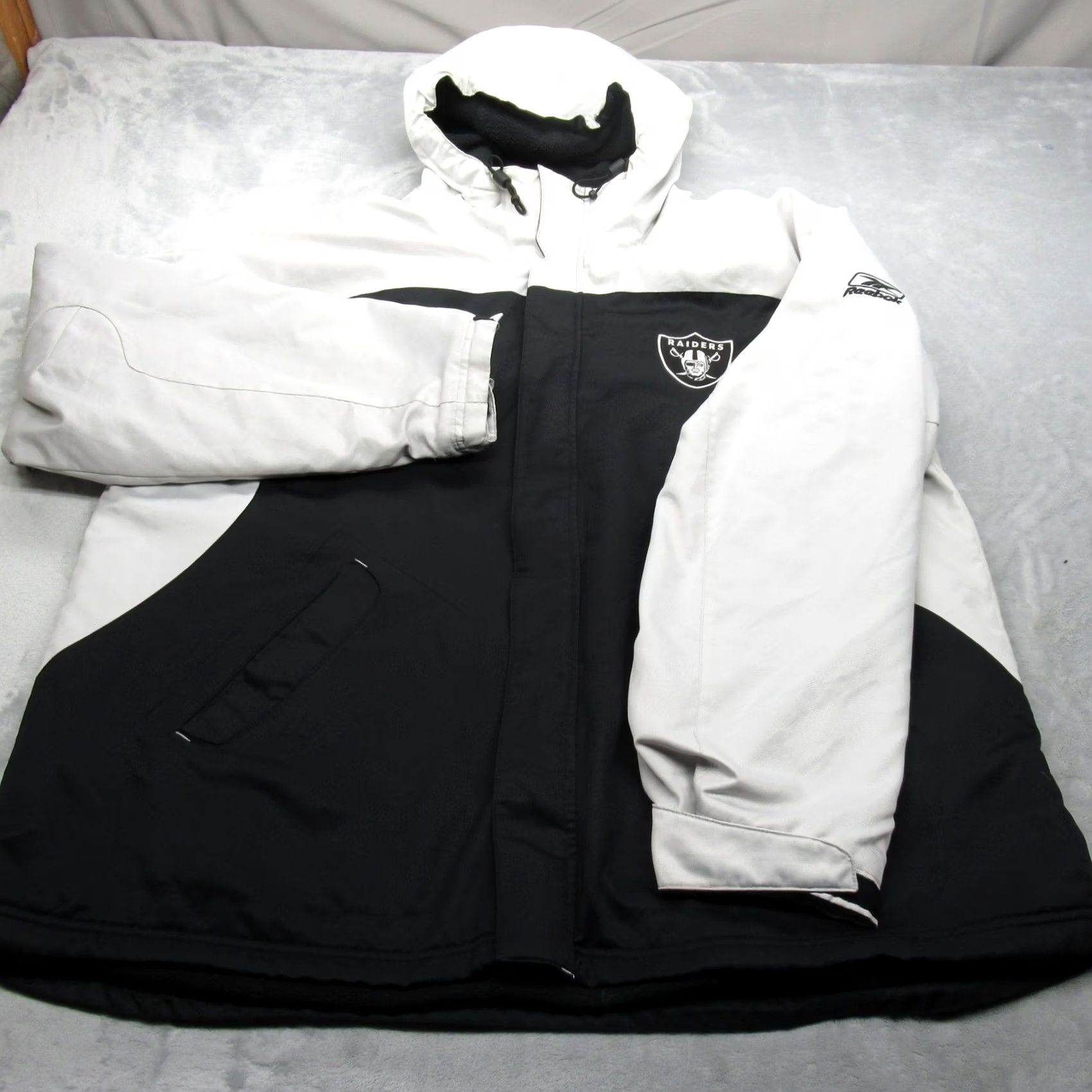 Reebok Reebok NFL Raiders Jacket Mens Black White Water Resistant Hood Fleece Full Zip Size US XXL / EU 58 / 5 - 3 Thumbnail