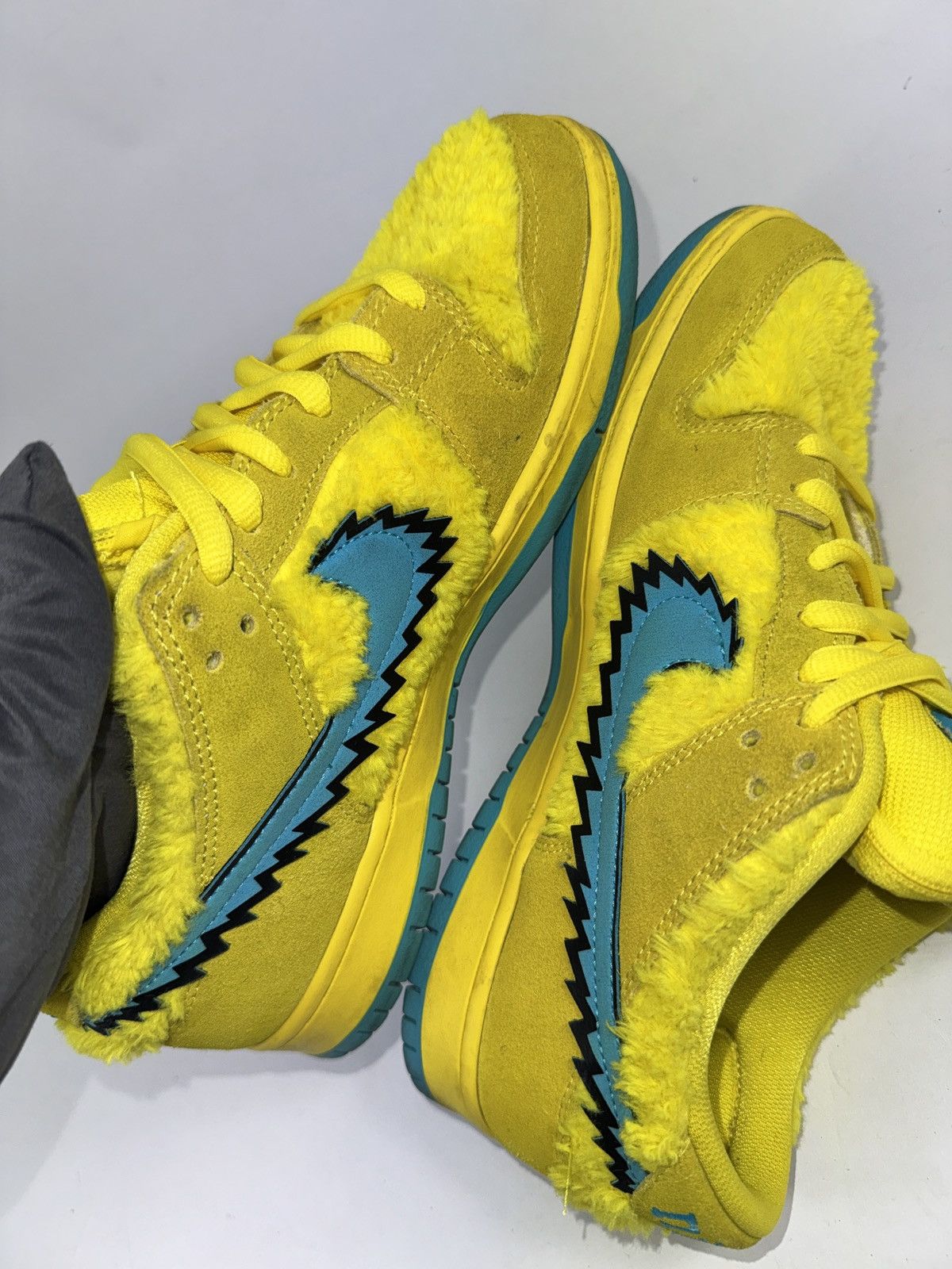 NIKE SB DUNKS GRATEFUL DEAD BEARS SNEAKERS