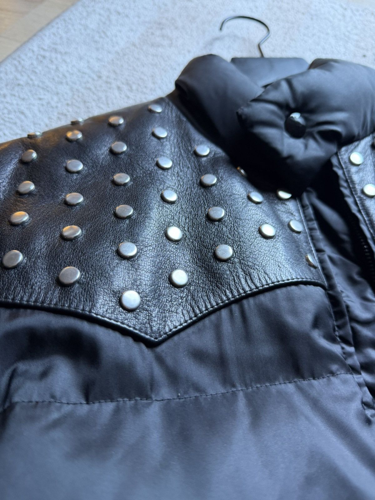 Saint Laurent Paris Saint Laurent Studded Puffer Jacket Size US M / EU 48-50 / 2 - 2 Thumbnail